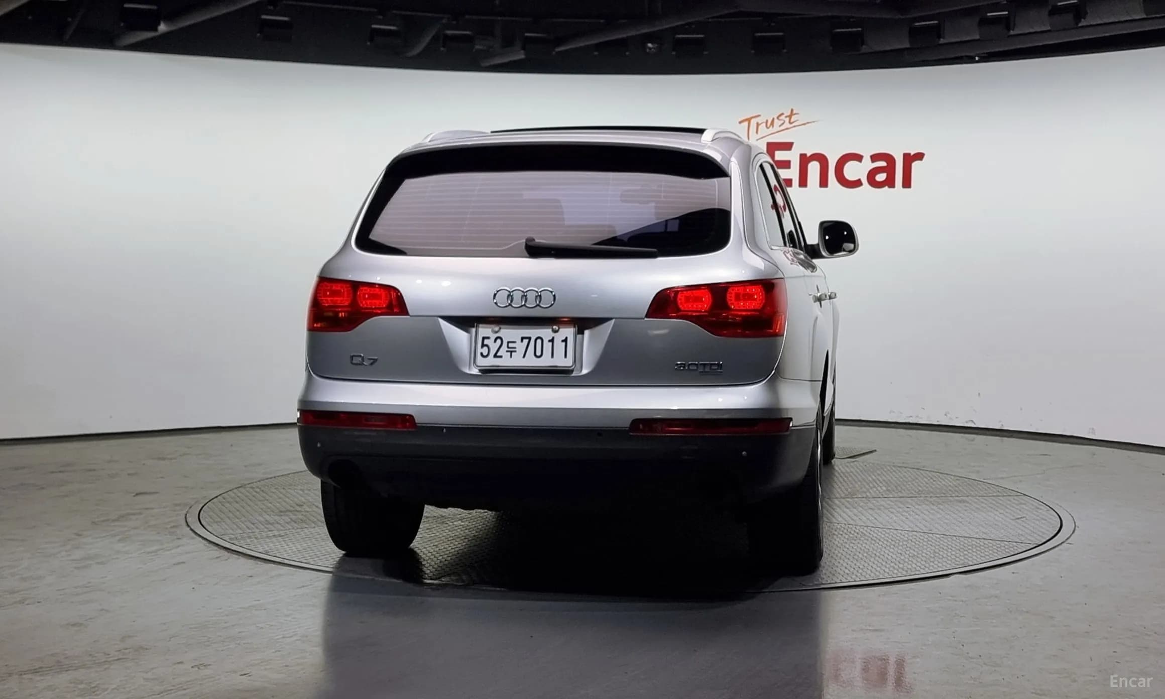 Q7