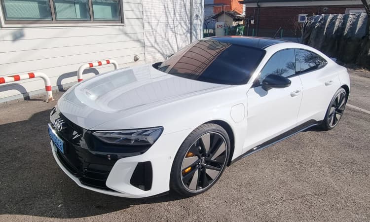 e-tron GT