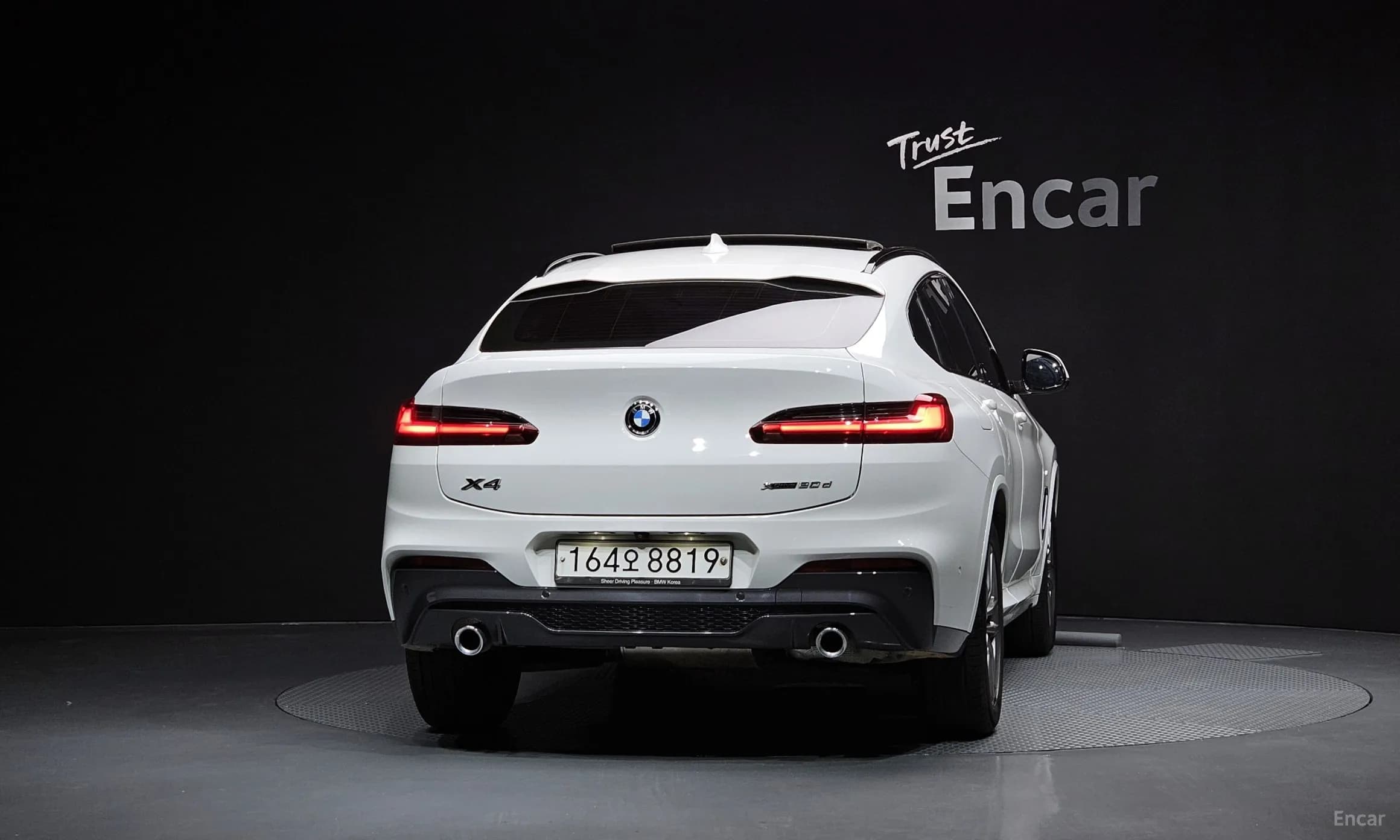 X4 (G02)