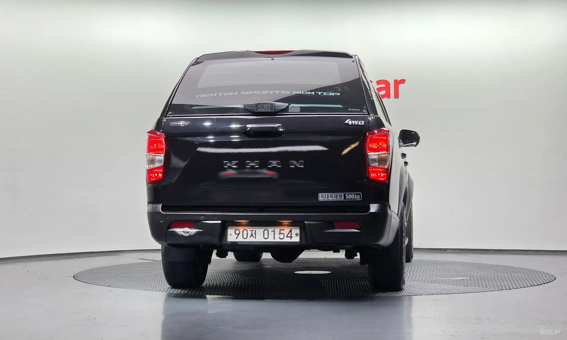 Rexton Sports Khan