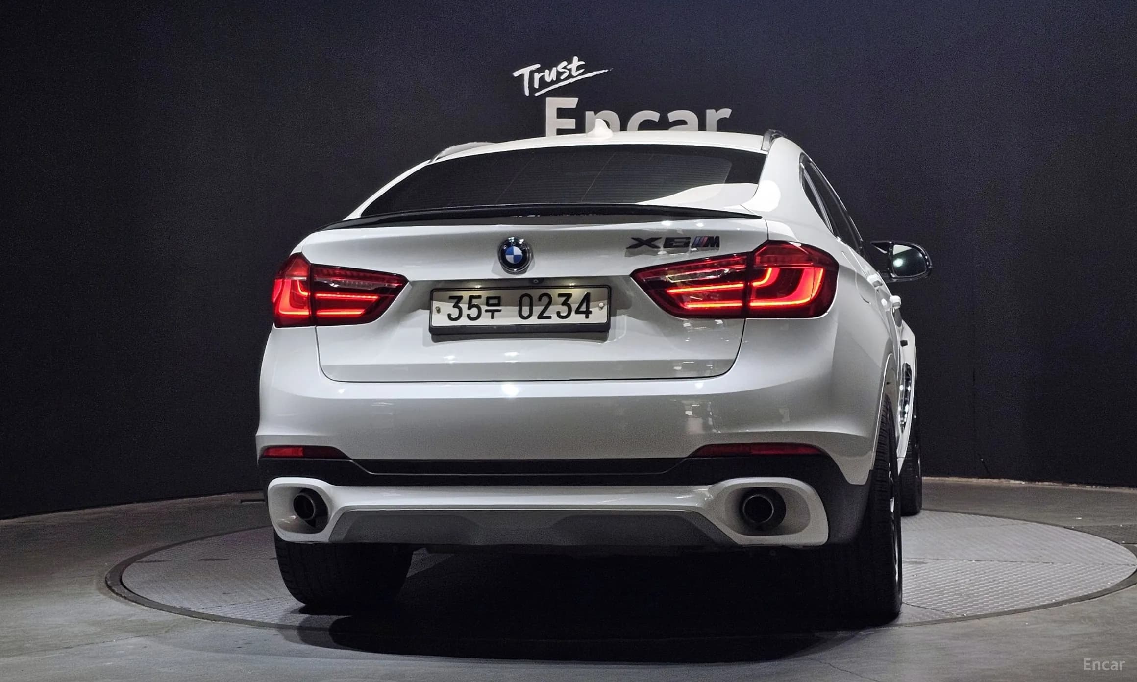 X6 (F16)