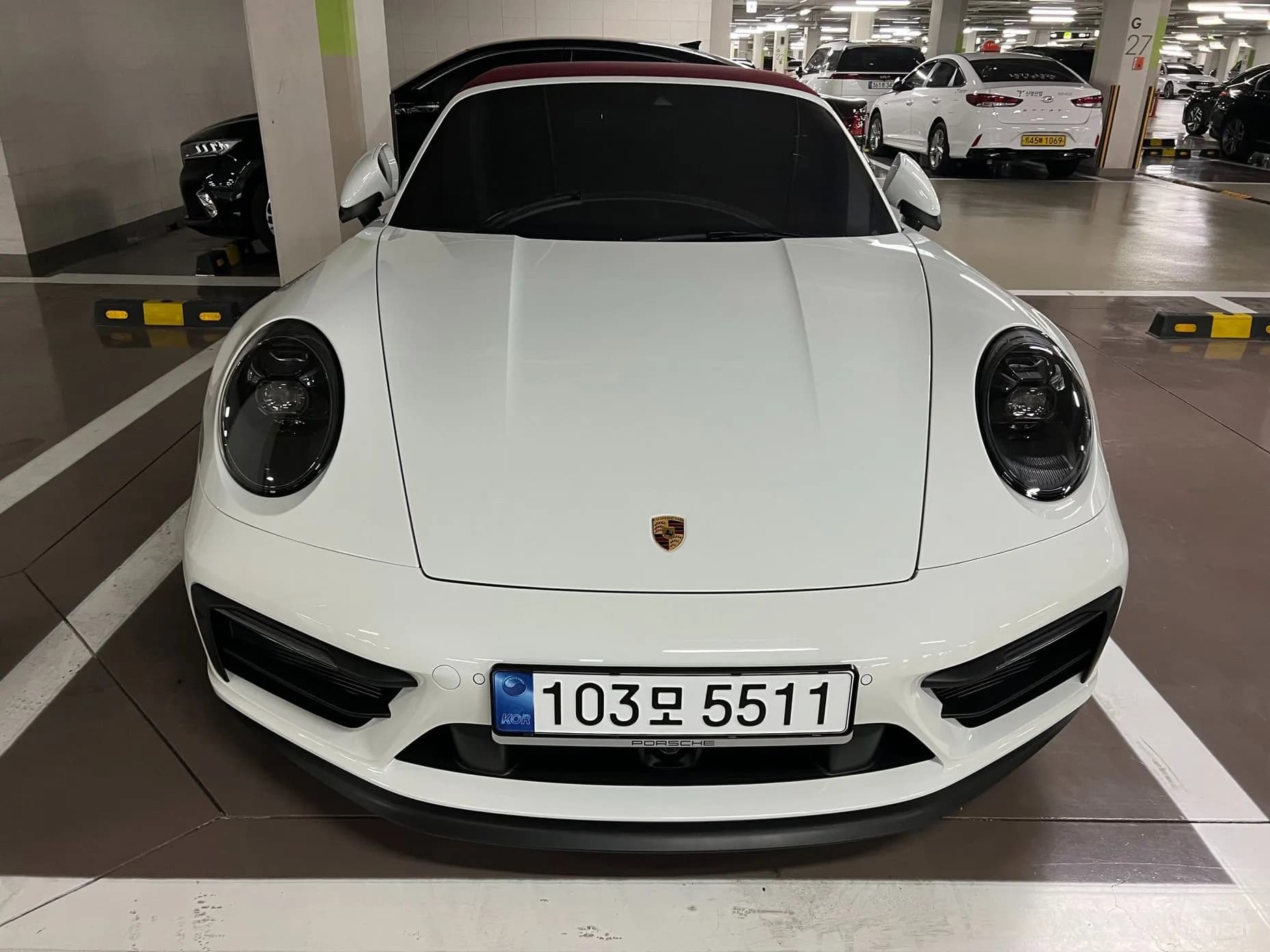 911 (992)