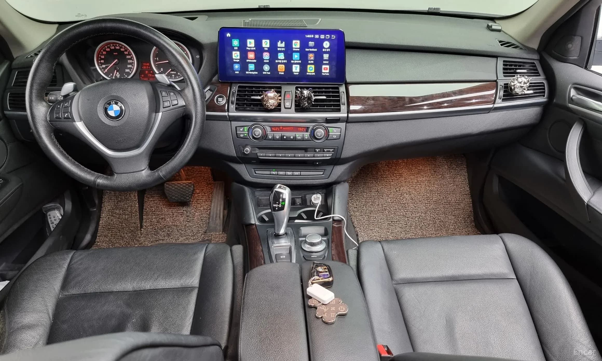 X6 (E71)