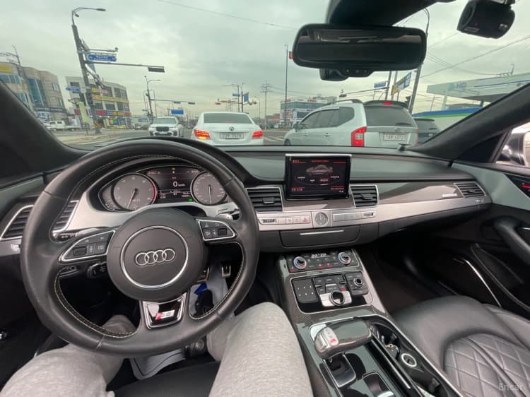 S8