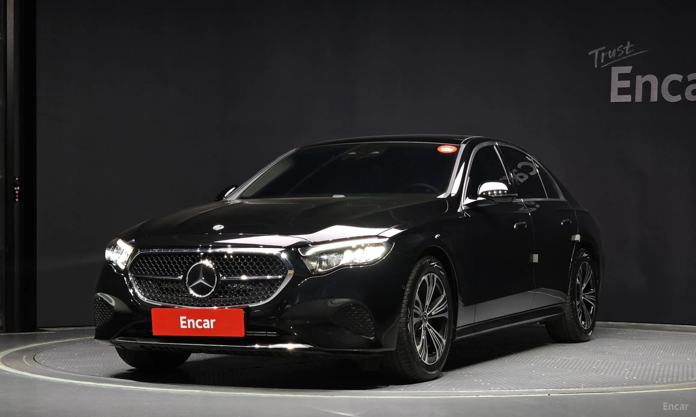 E-Class W214