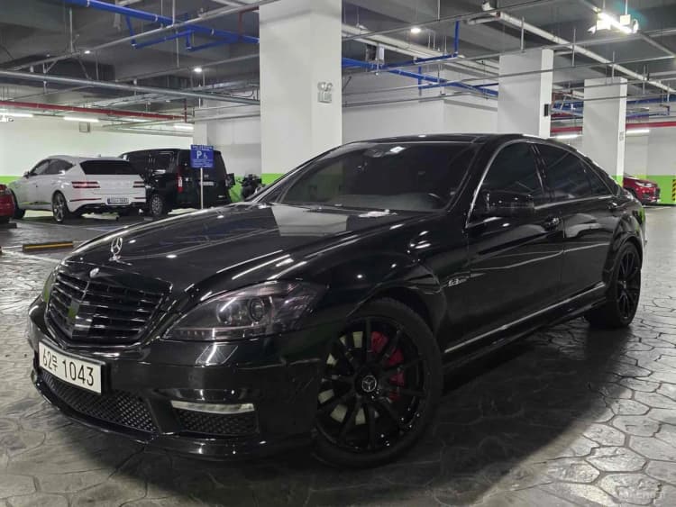 S-Class W221
