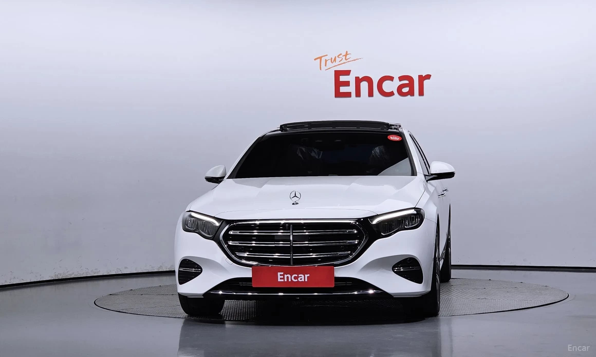 E-Class W214