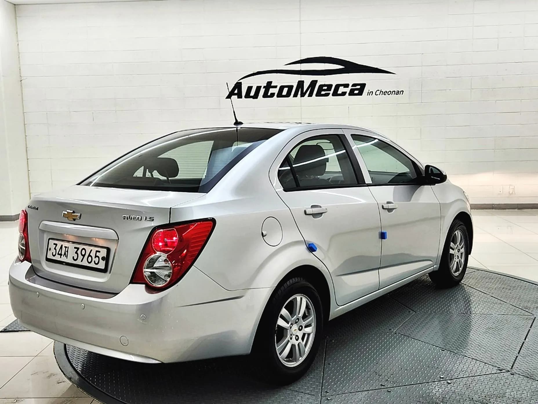 Aveo Sedan