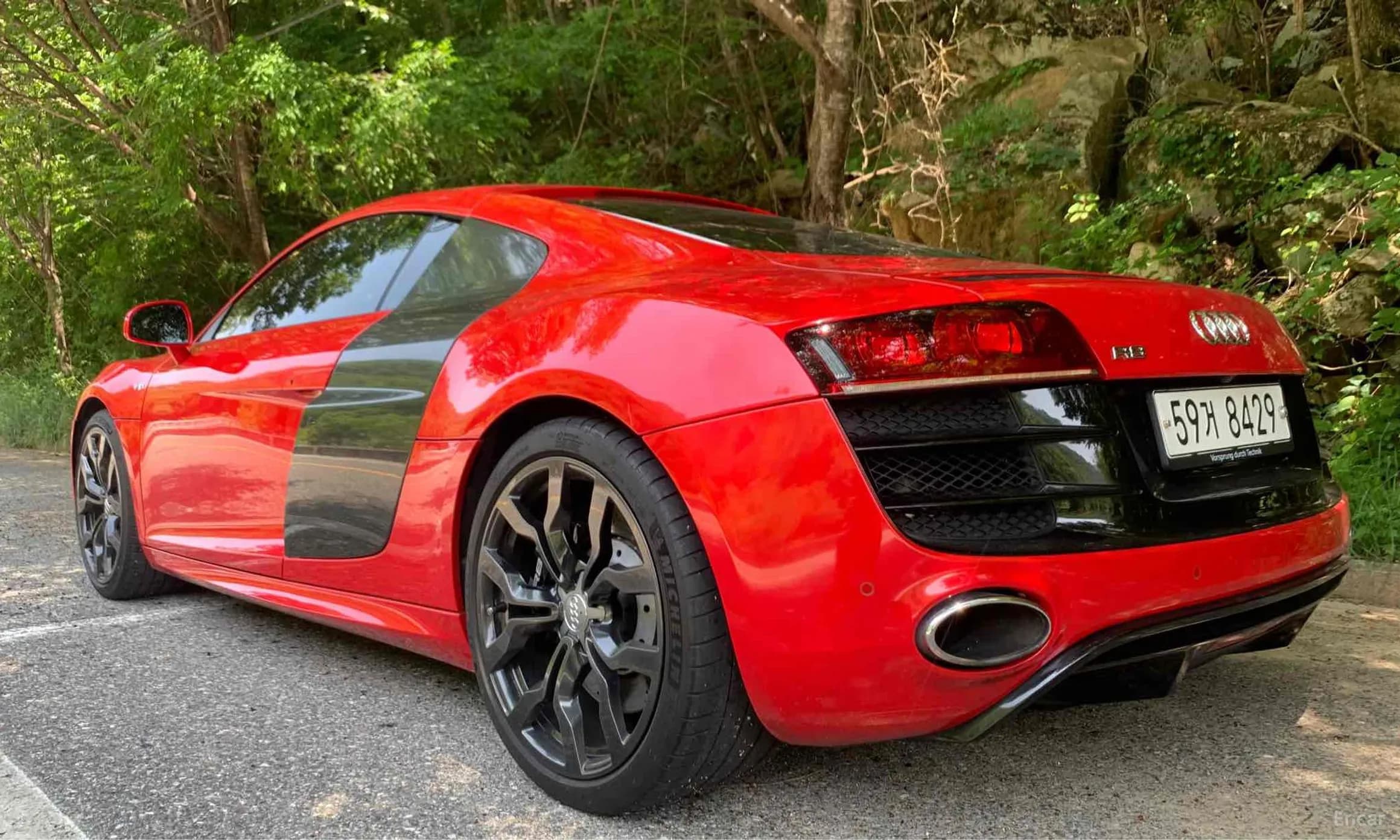 R8