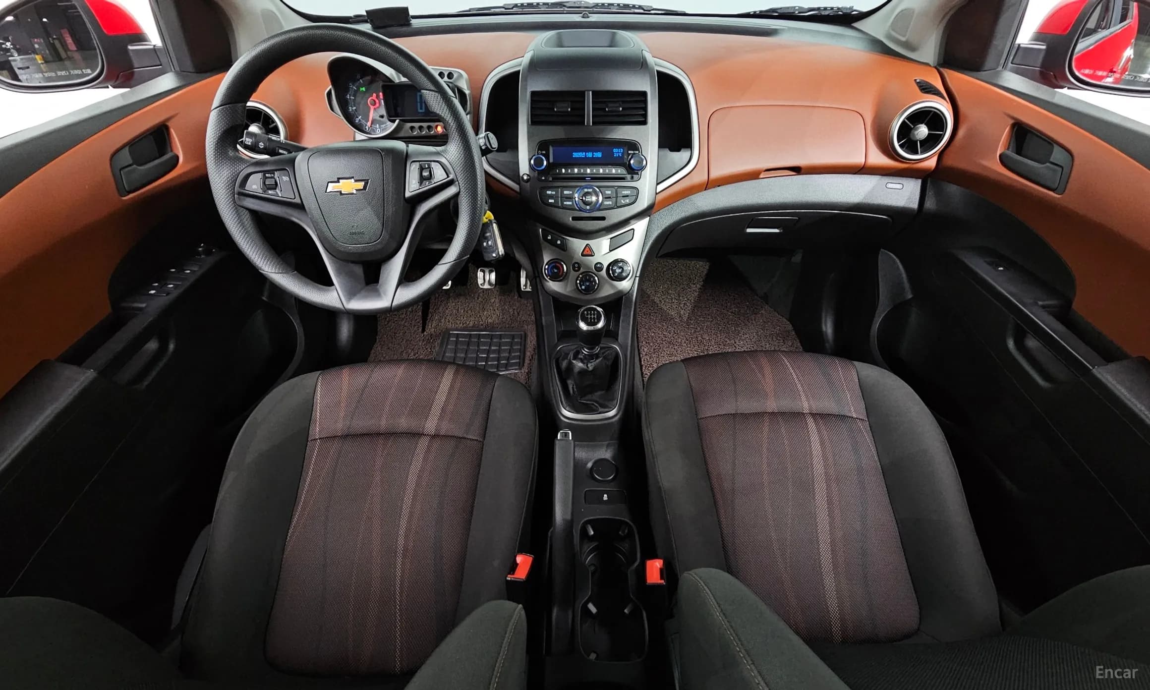 Aveo Hatchback