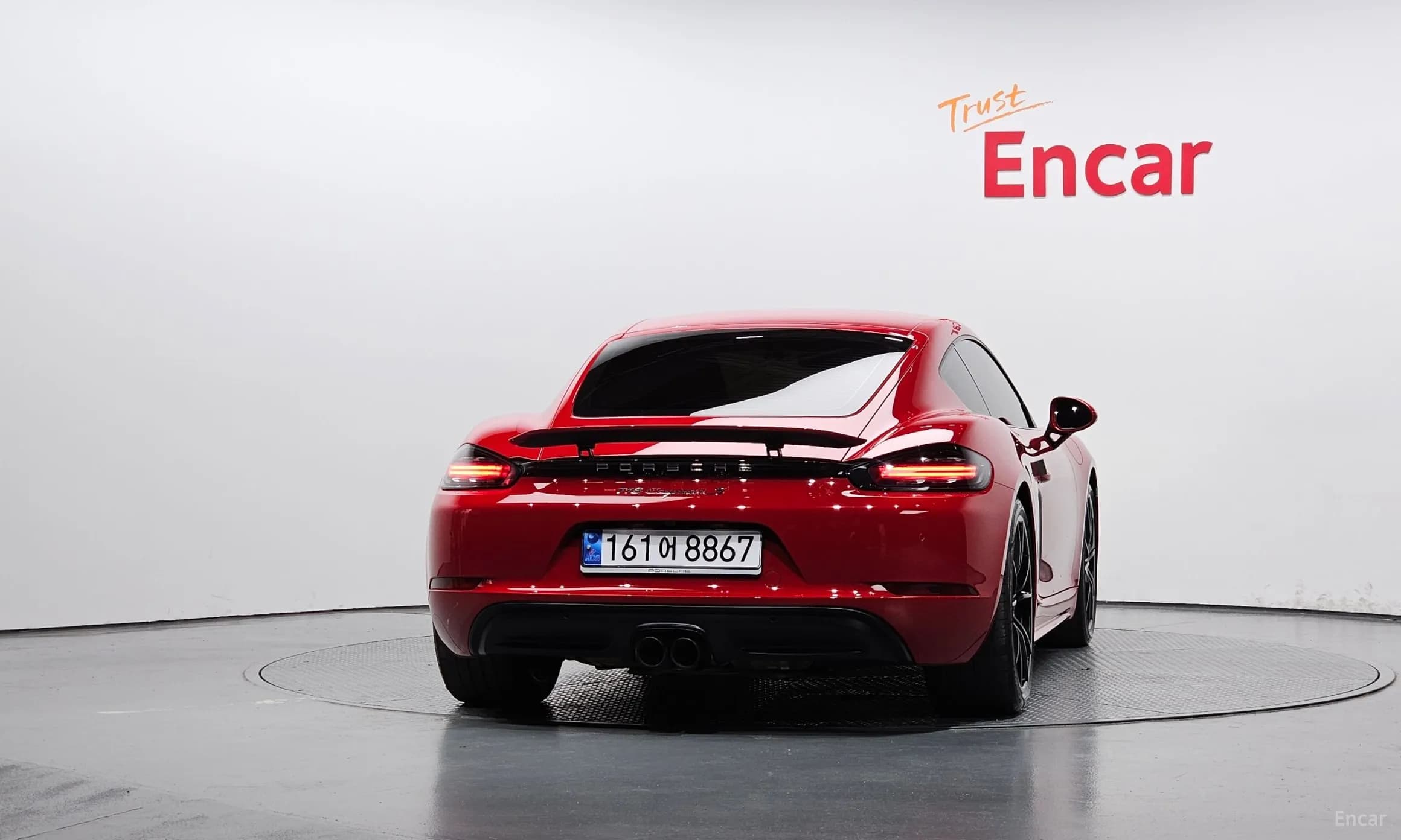 718 Cayman