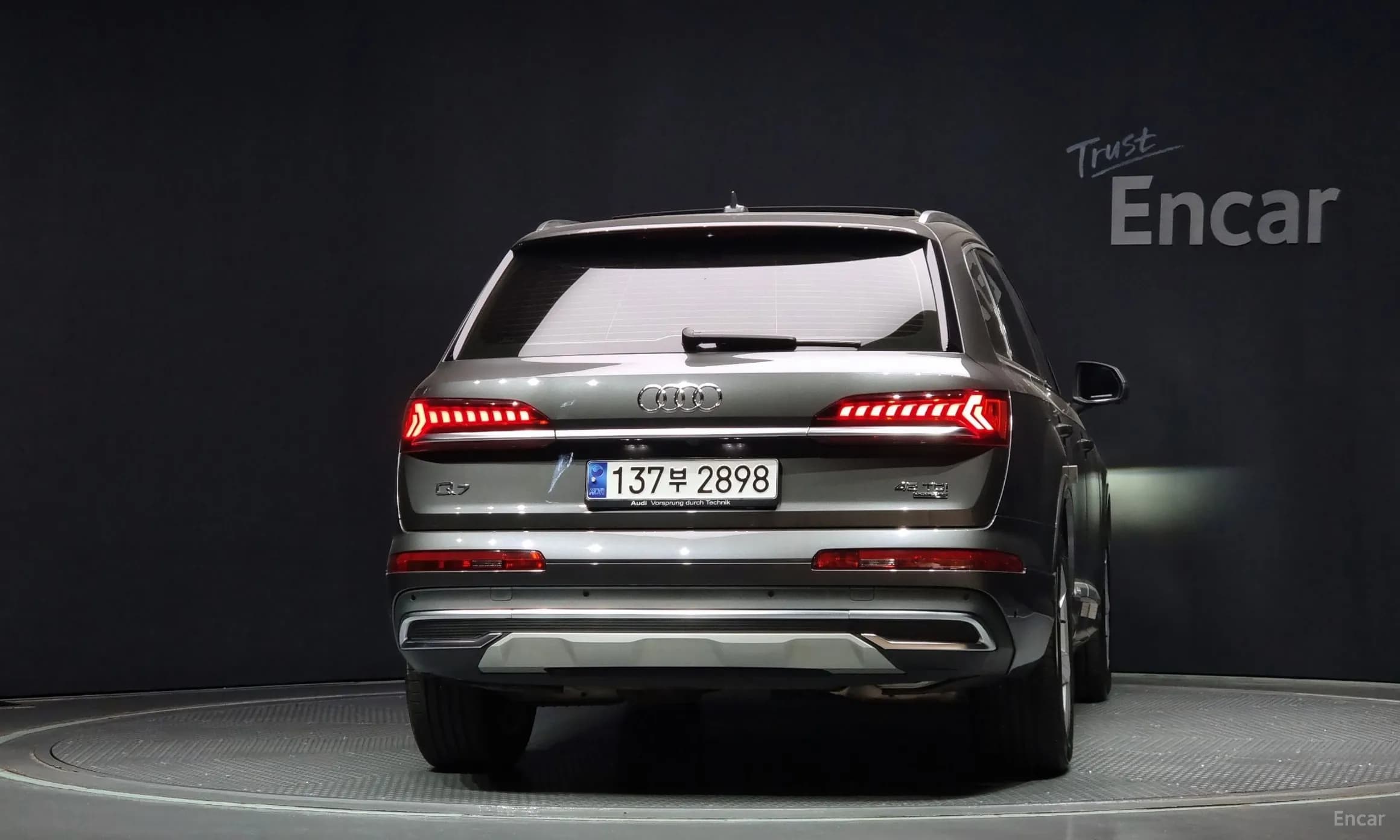 Q7 (4M)