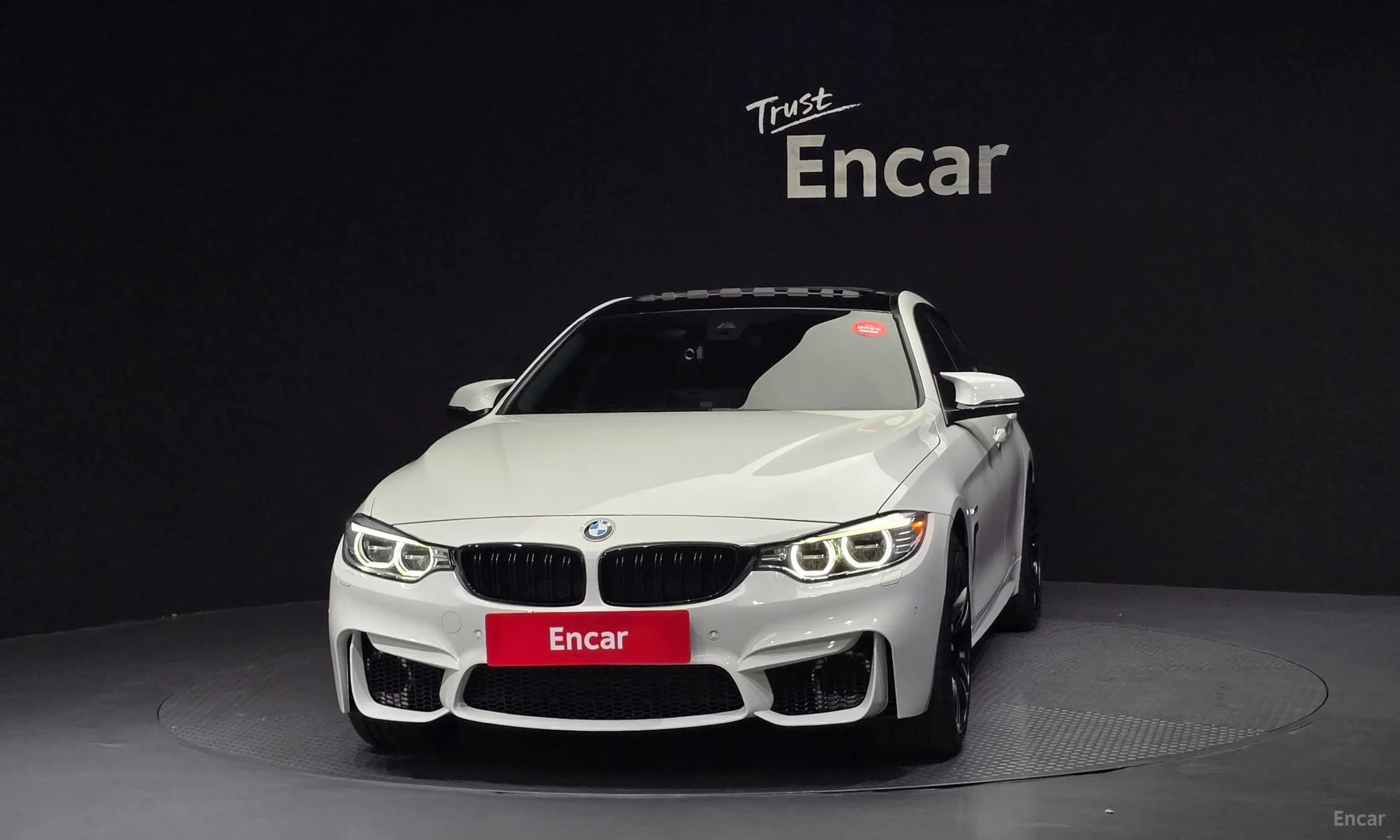Series 4 (F32)