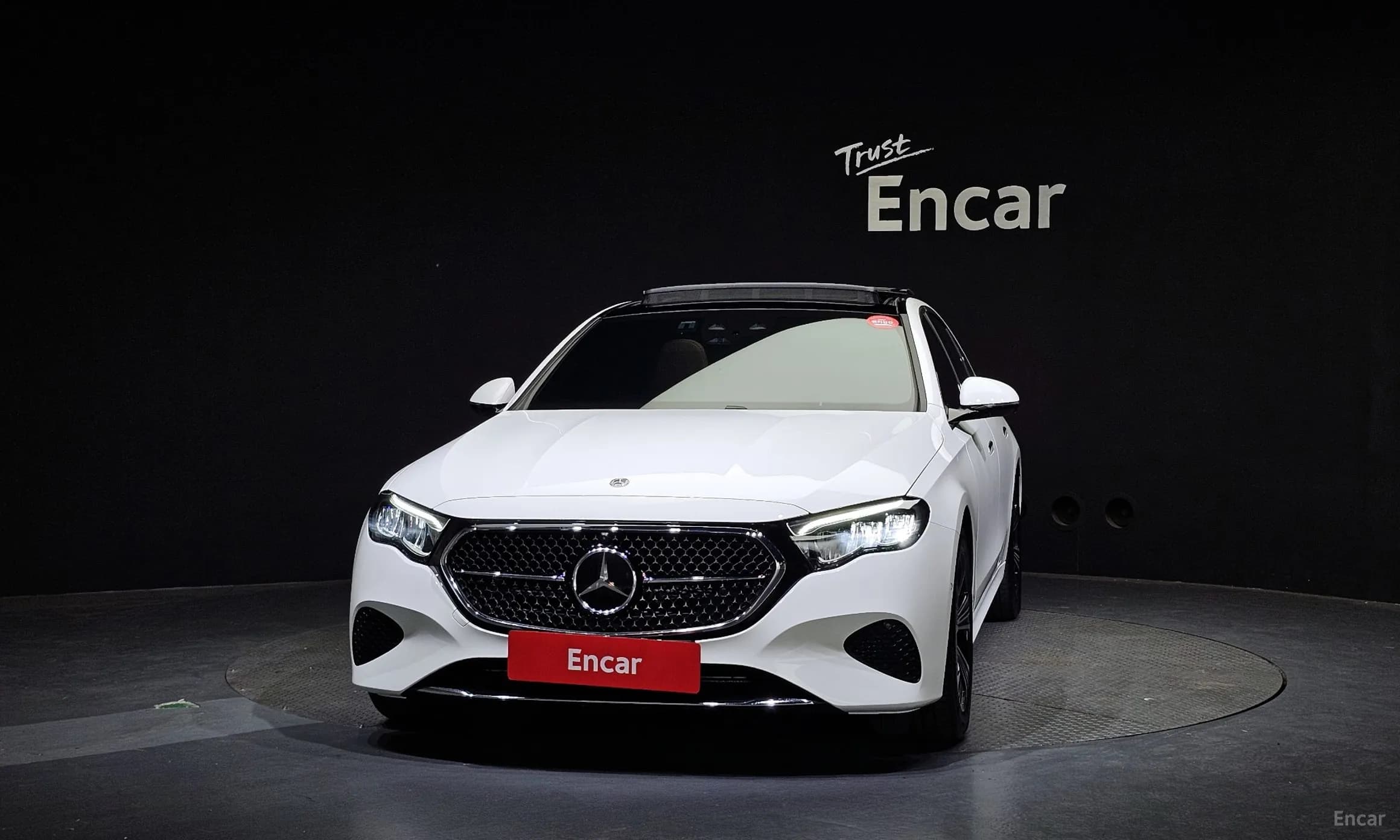 E-Class W214