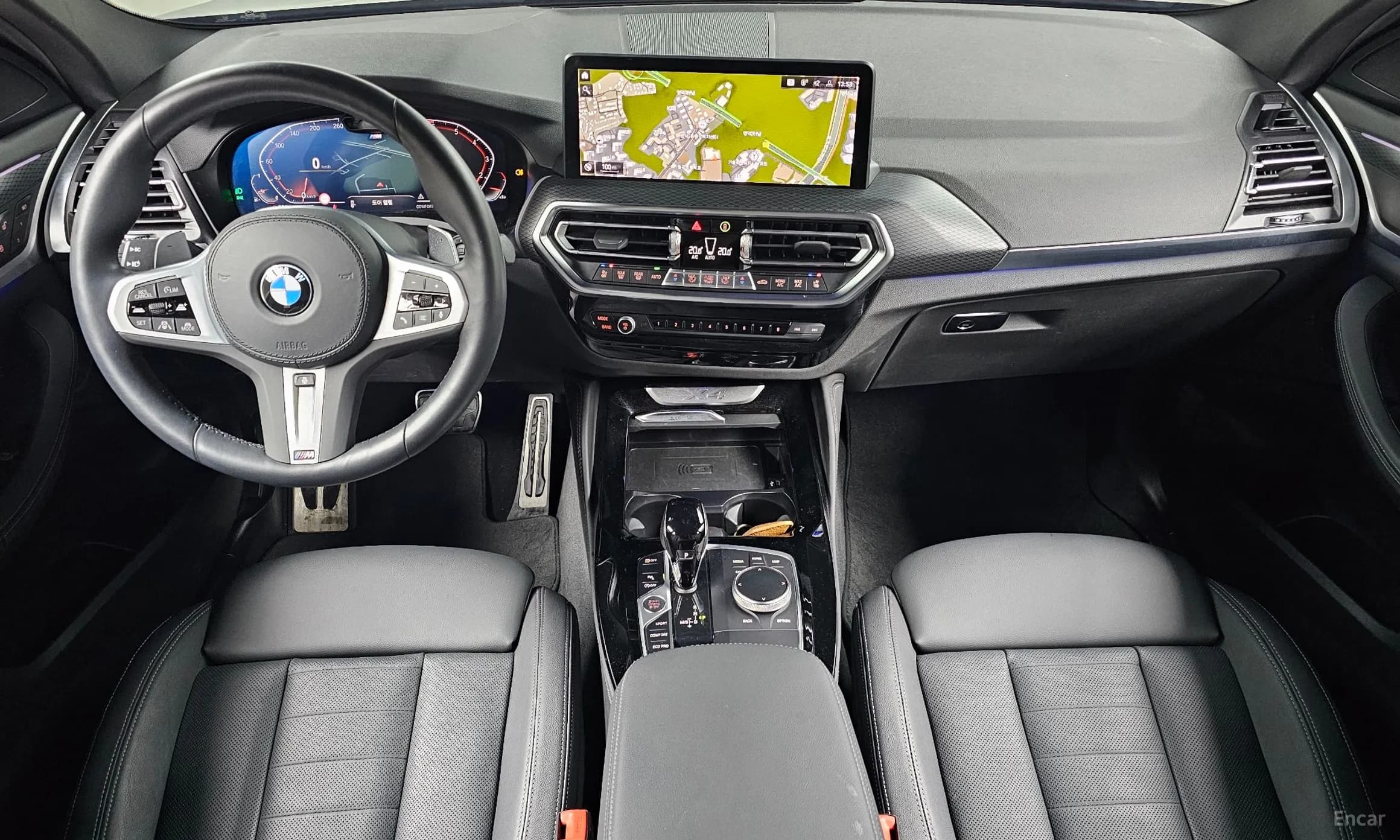 X4 (G02)