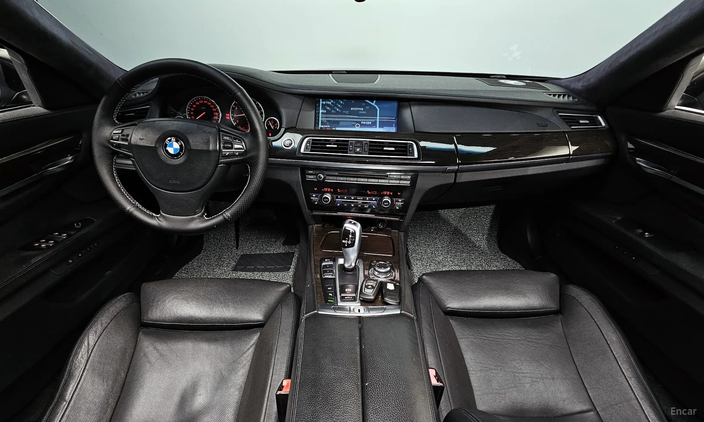 7 Series (F01)