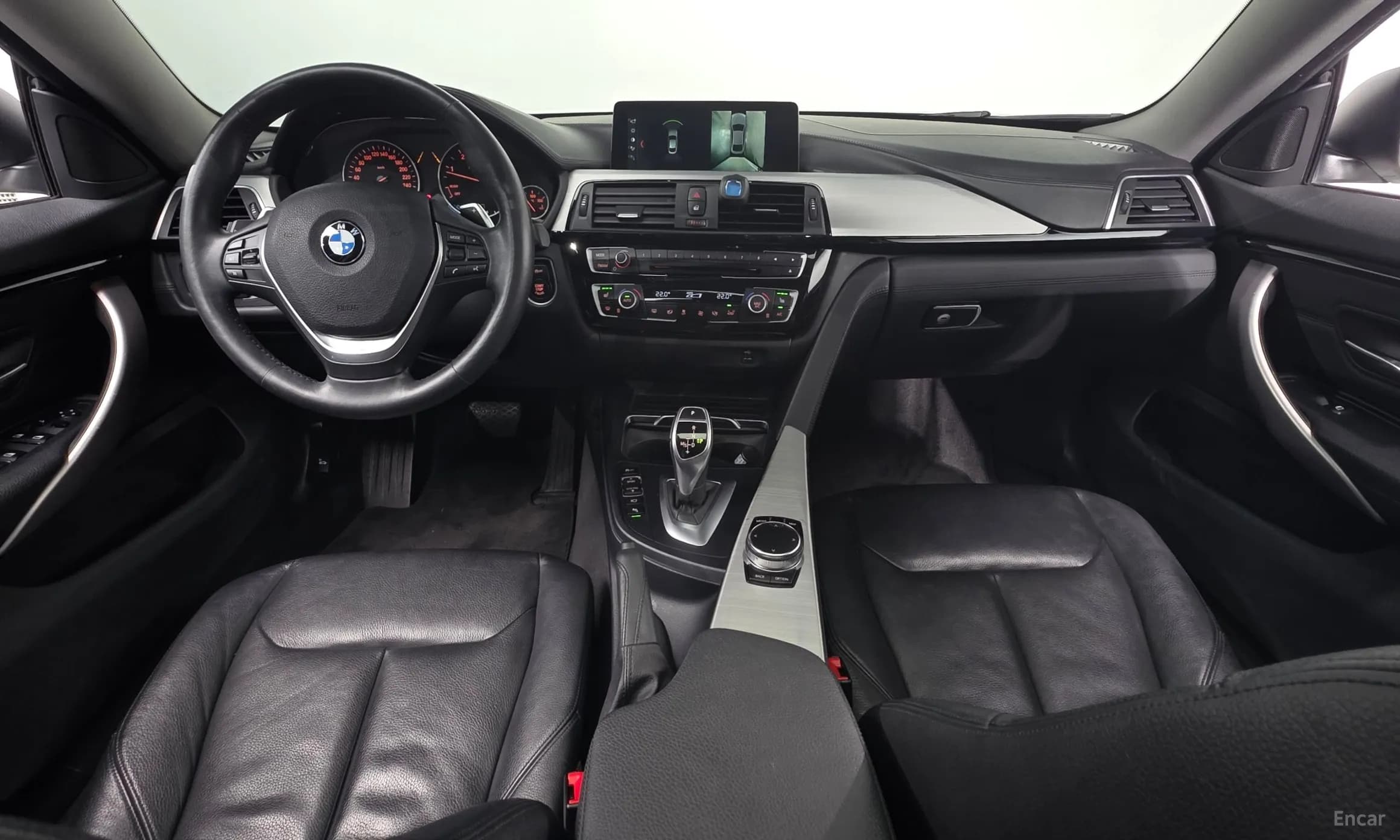 Series 4 (F32)