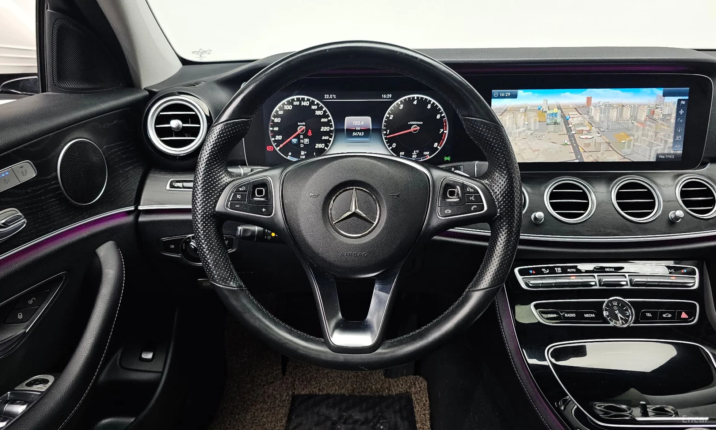 E-Class W213