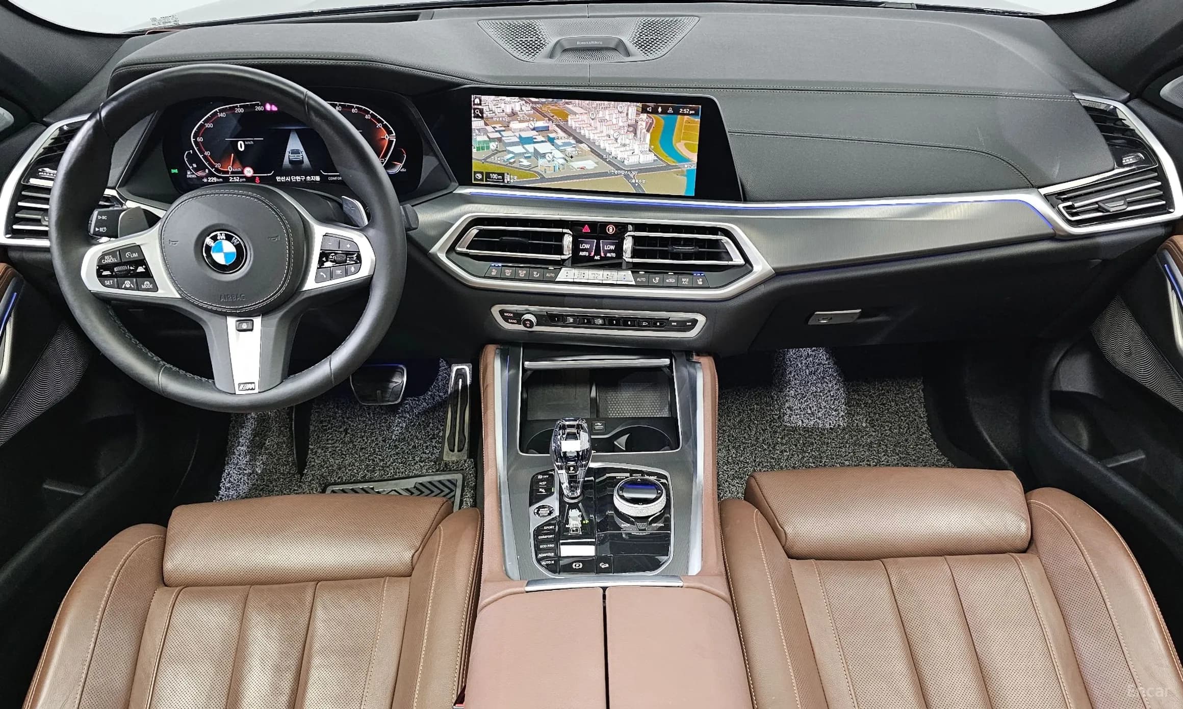 X6 (G06)