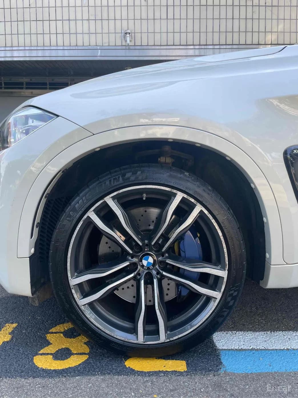 X6M (F16)