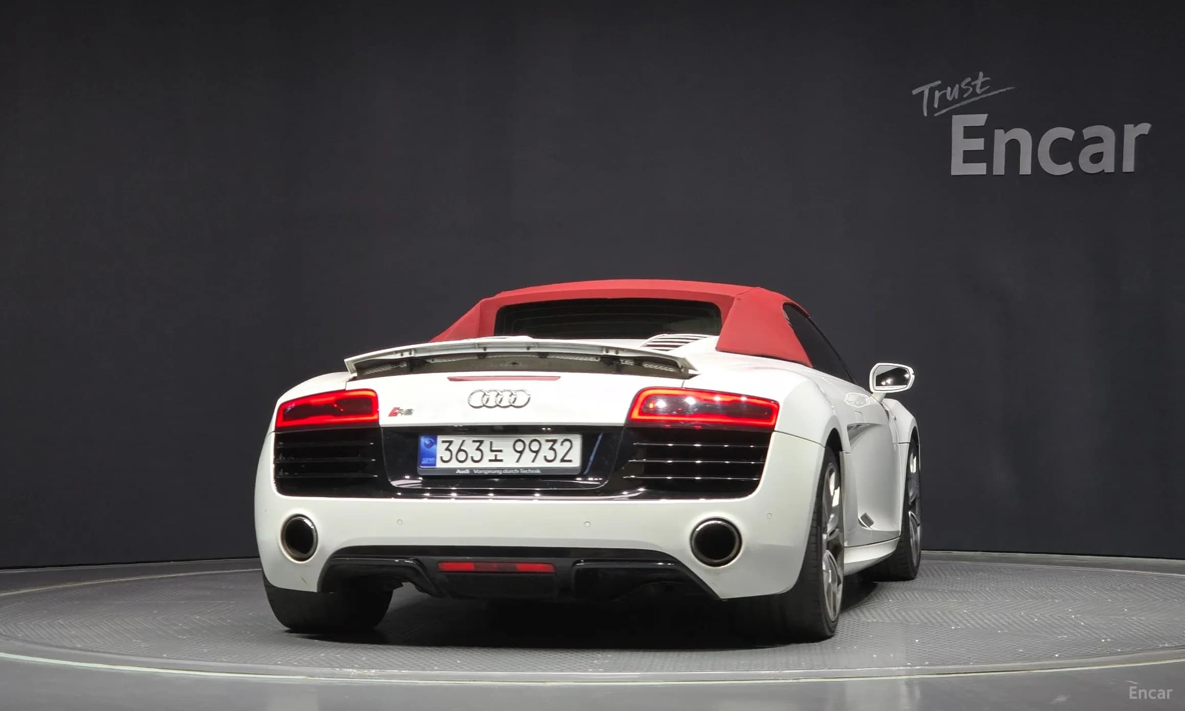 R8