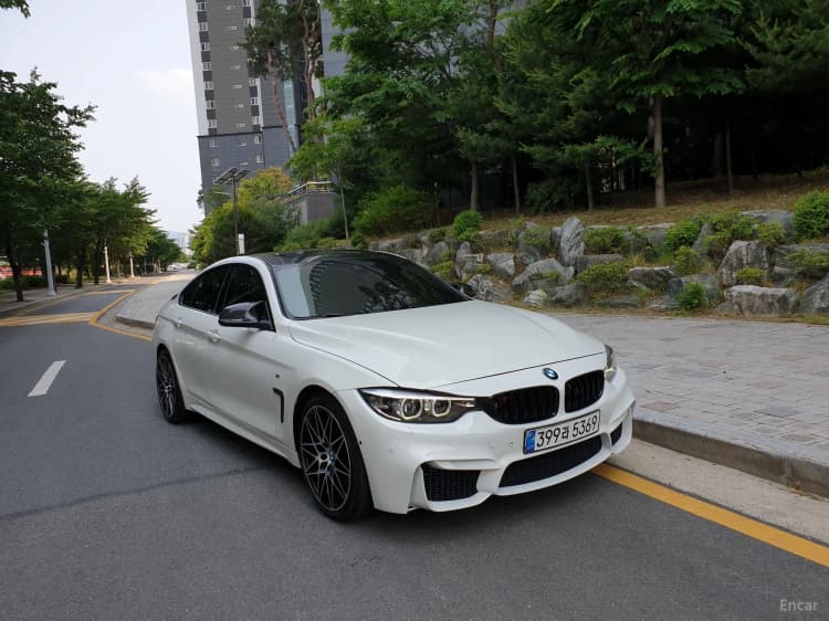 Series 4 (F32)