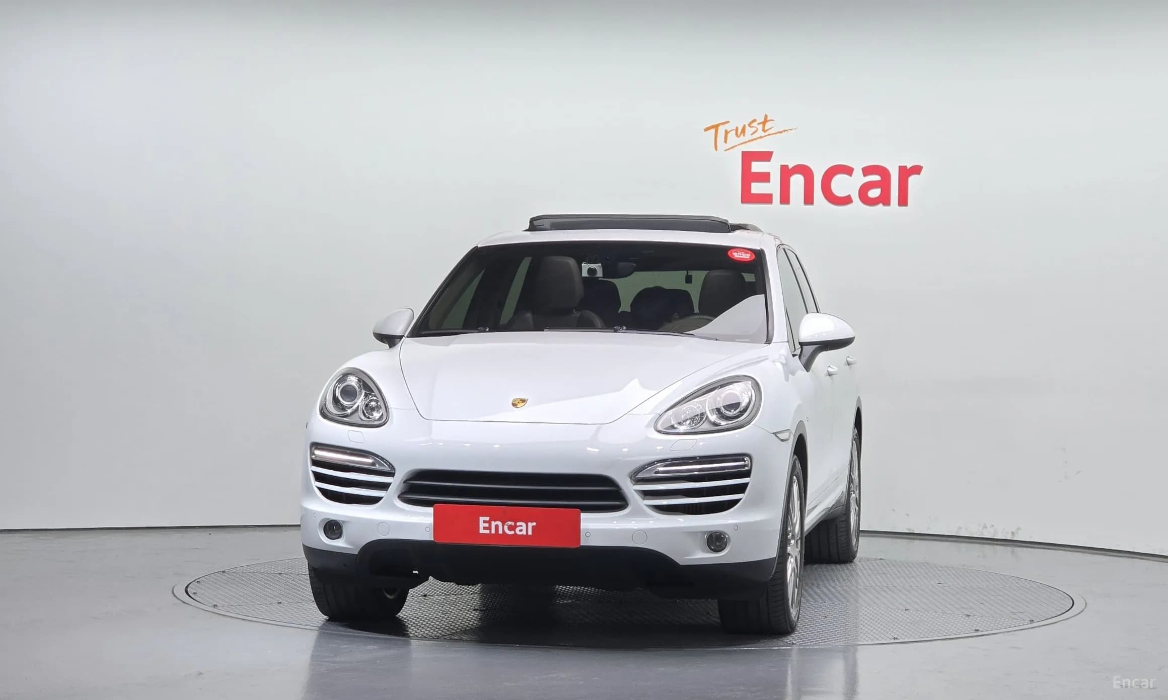 New Cayenne