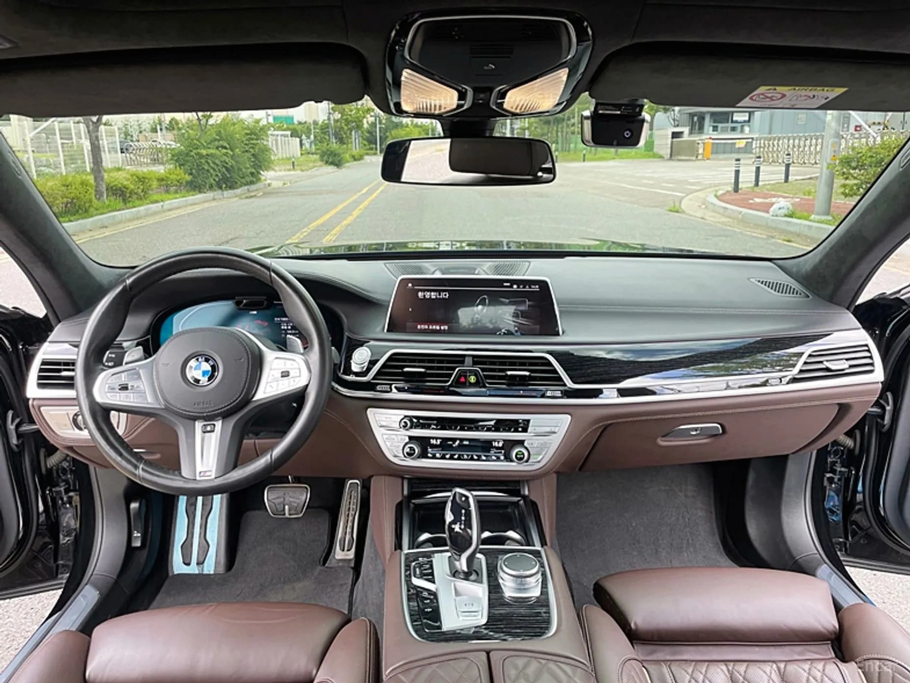 7 Series (G11)