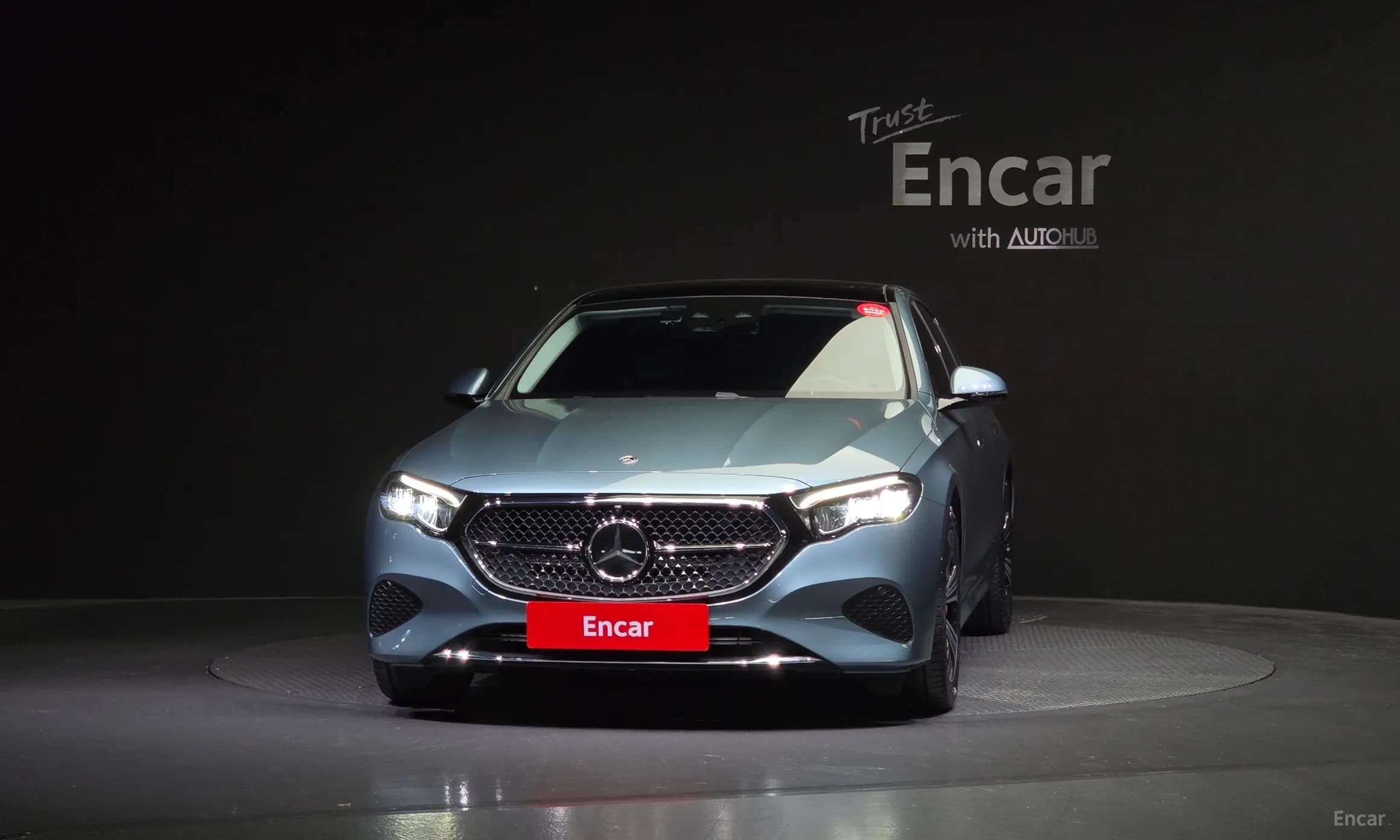 E-Class W214