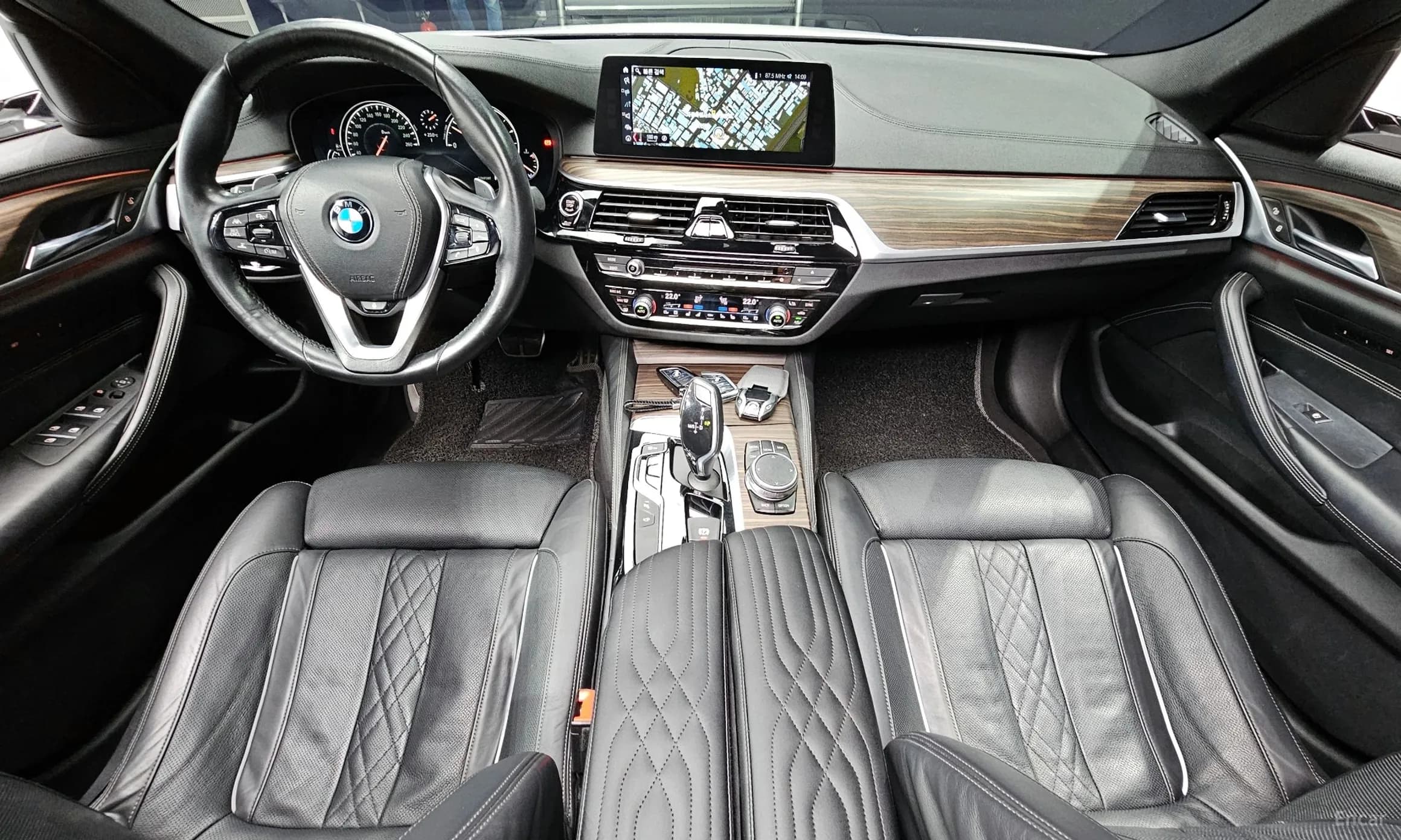 5 Series (G30)