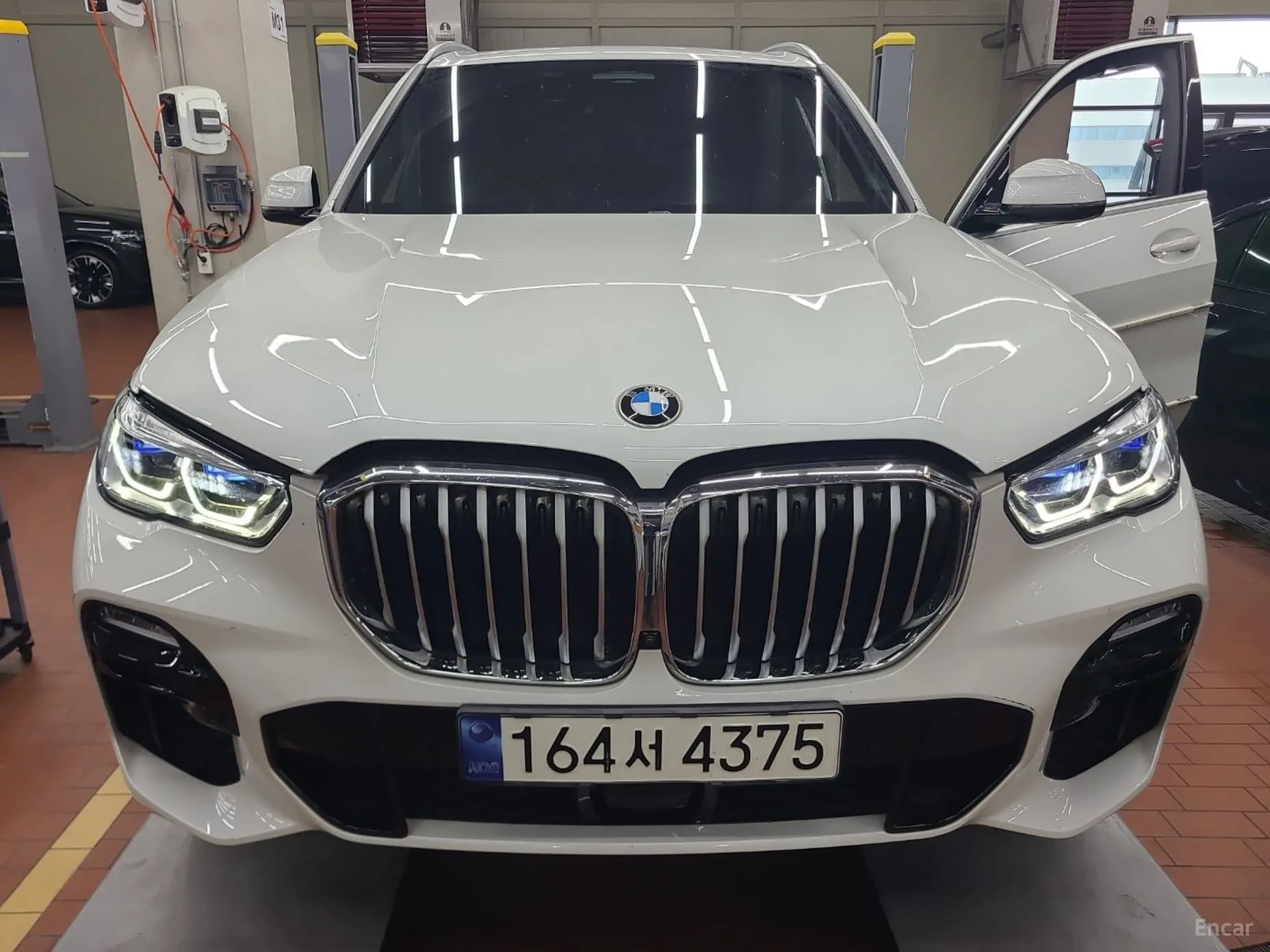 X5 (G05)