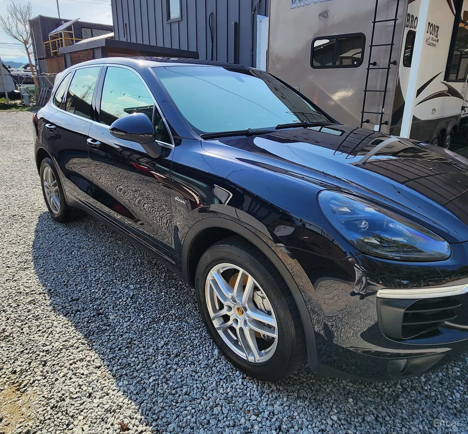 New Cayenne