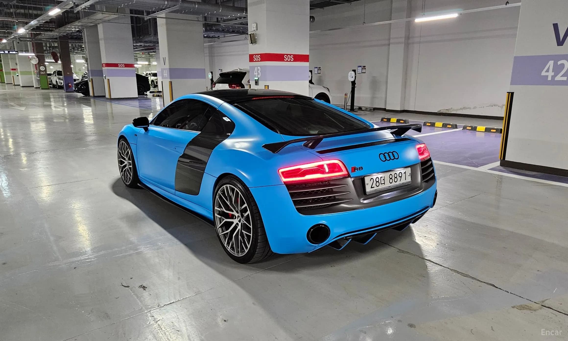 R8