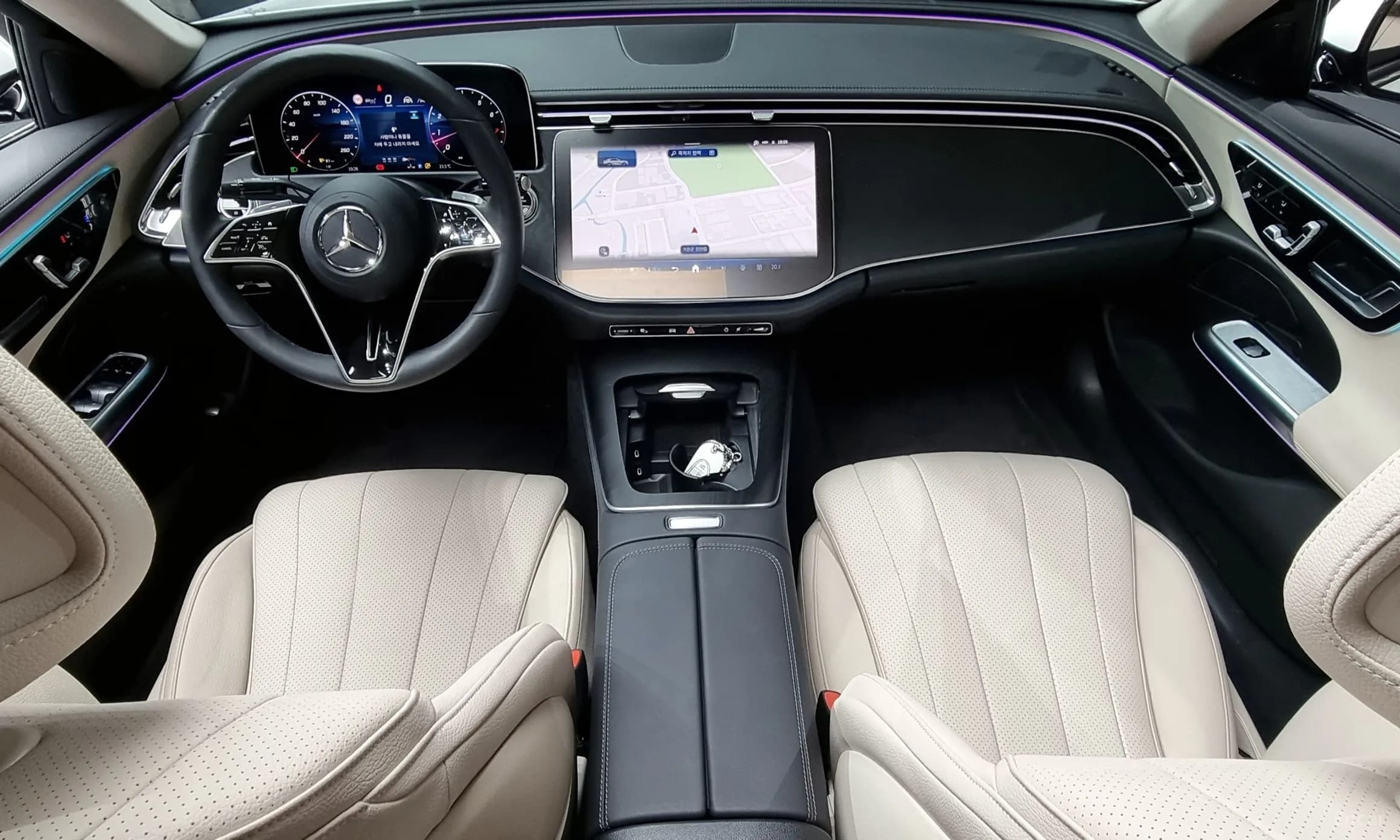 E-Class W214