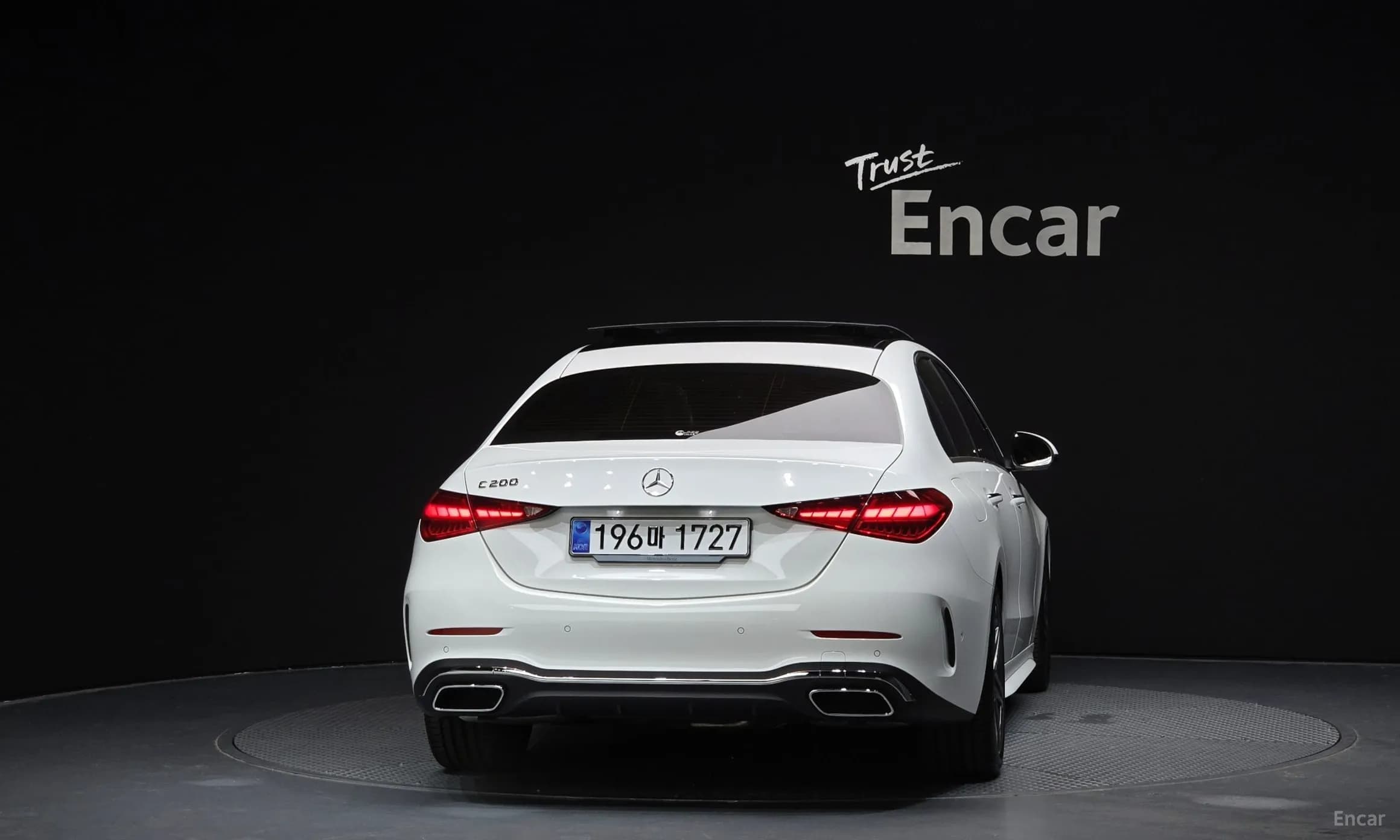 C-Class W206