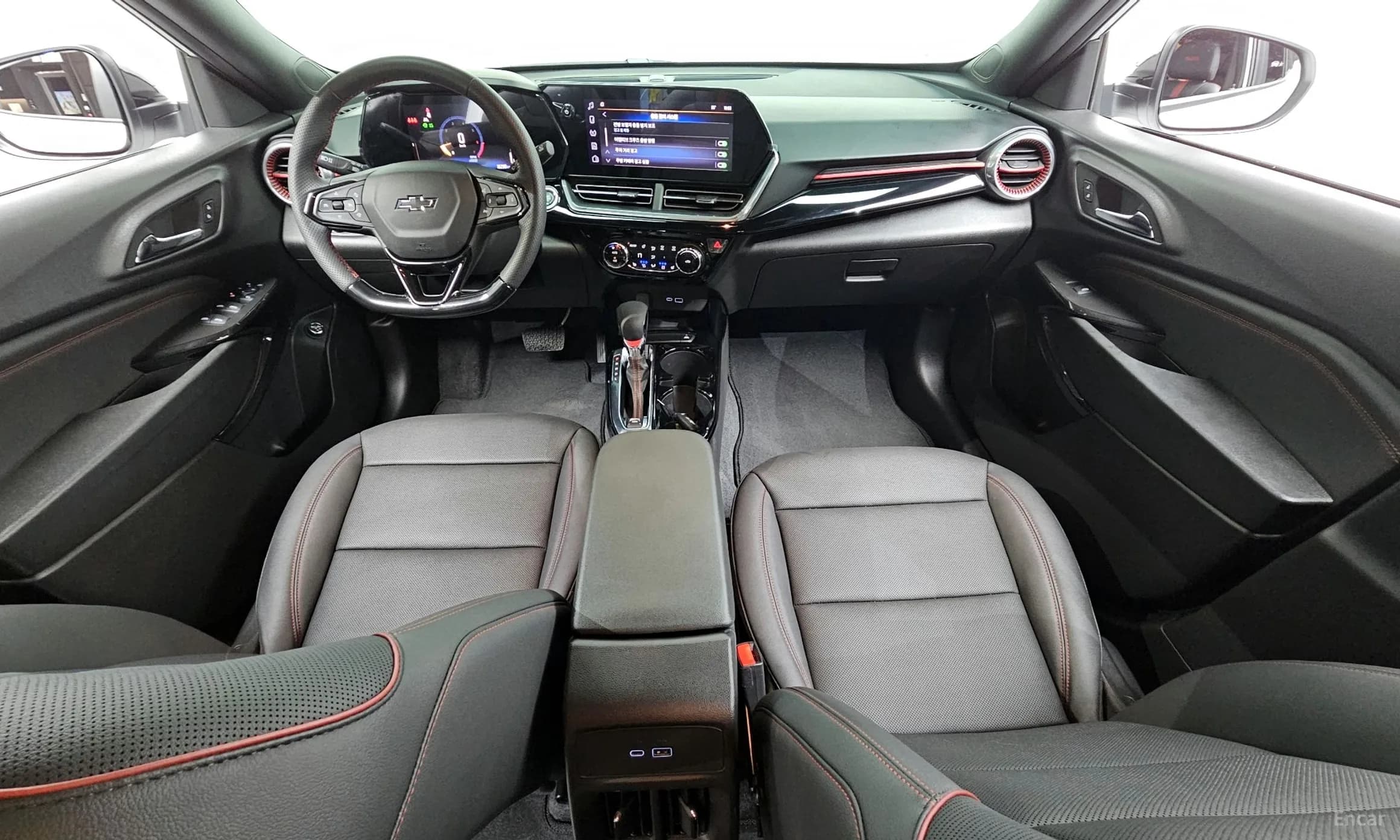 Trax Crossover