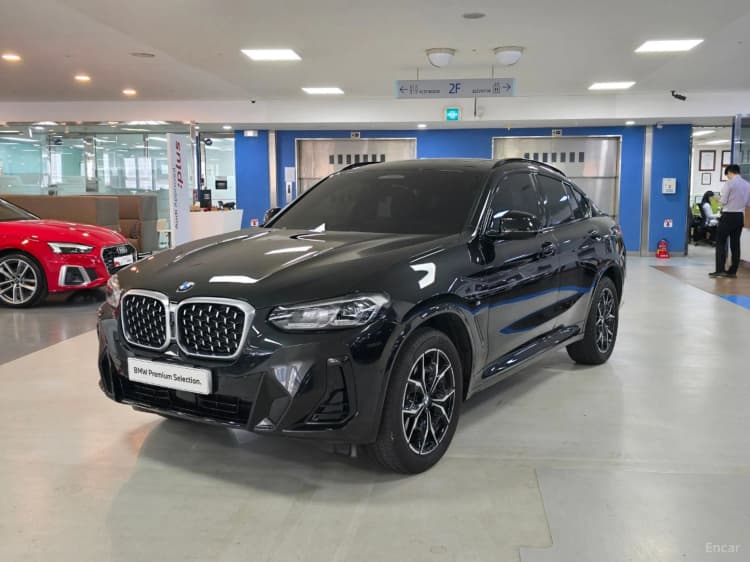 X4 (G02)