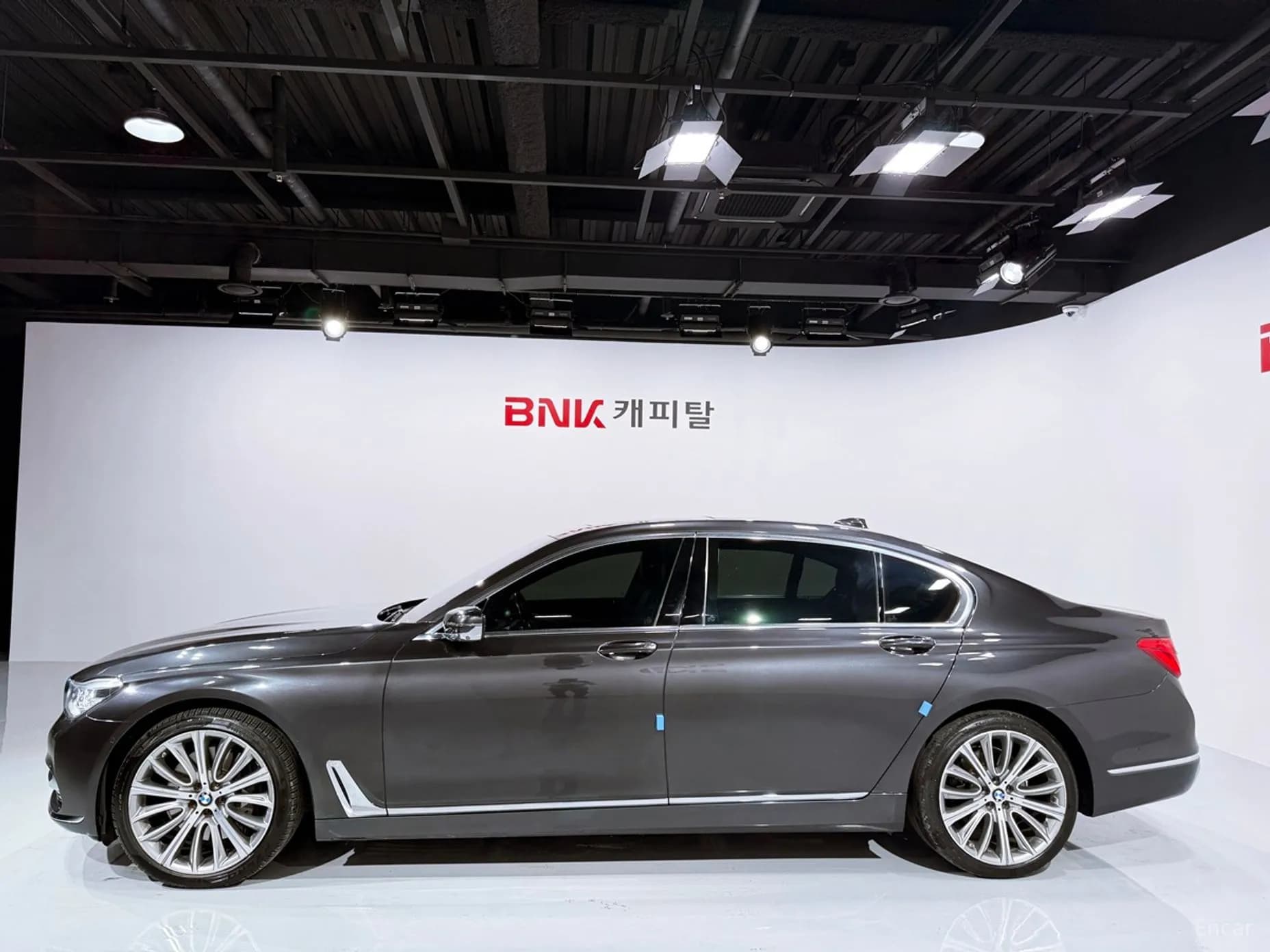 7 Series (G11)
