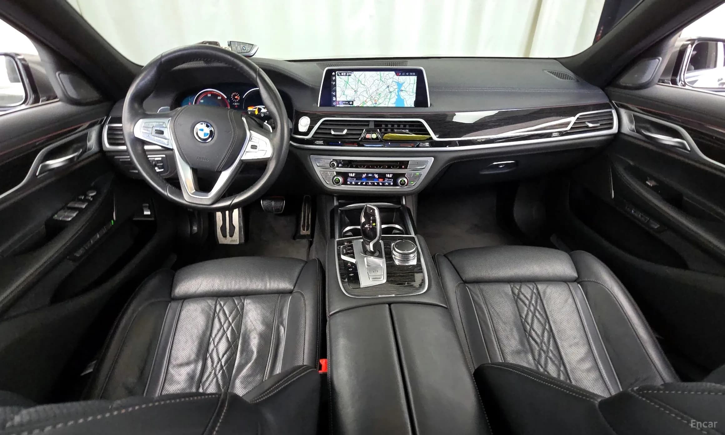 7 Series (G11)
