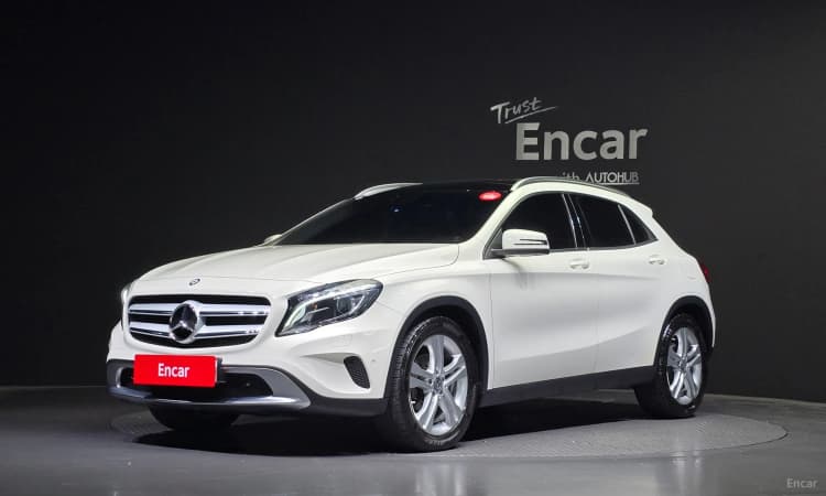 GLA-Class X156