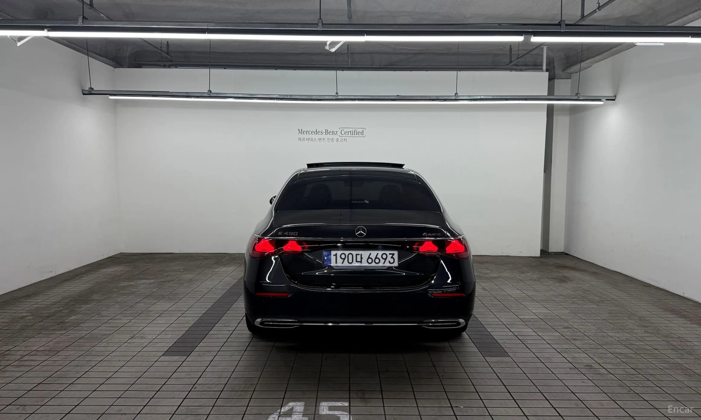 E-Class W214