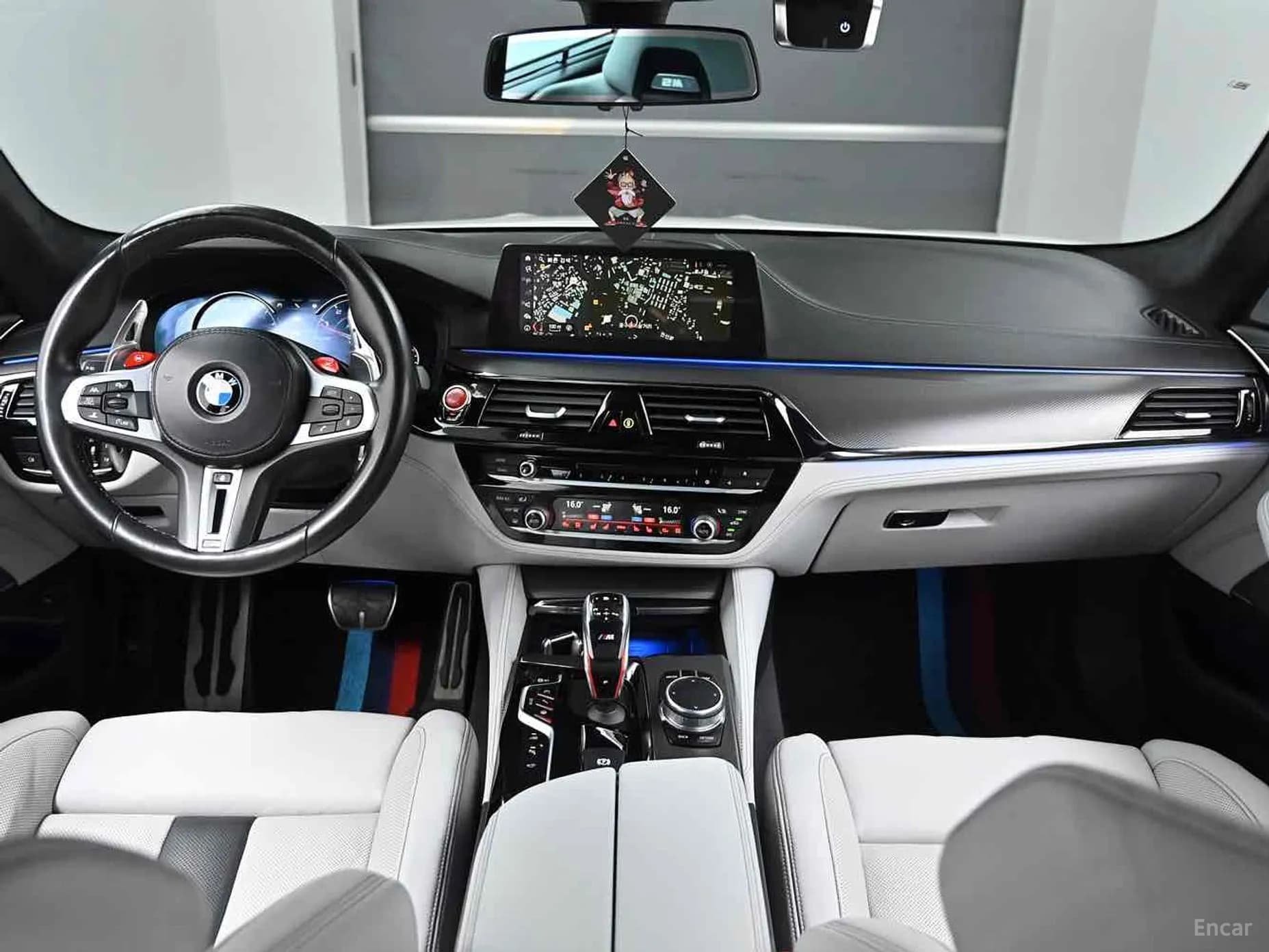 M5 (F90)