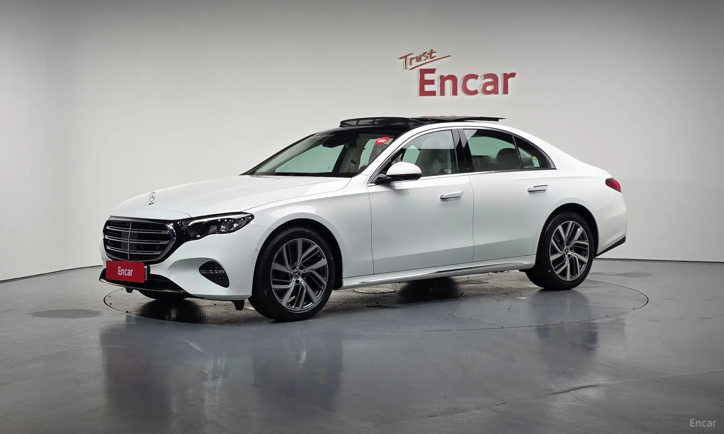 E-Class W214