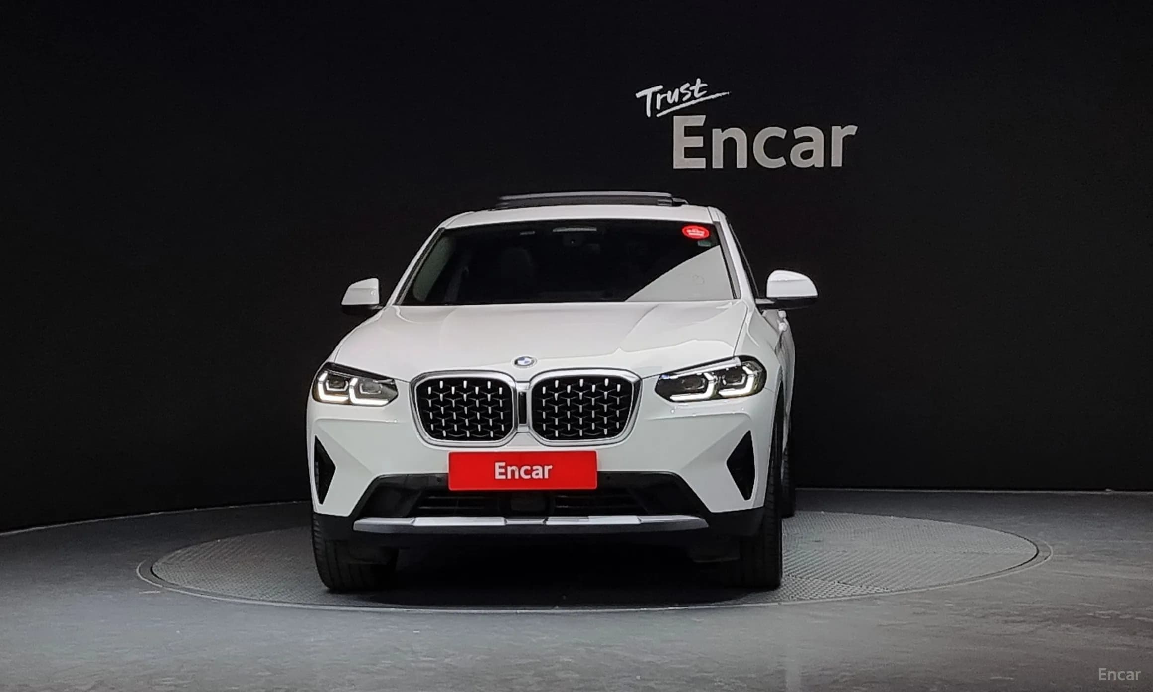 X4 (G02)
