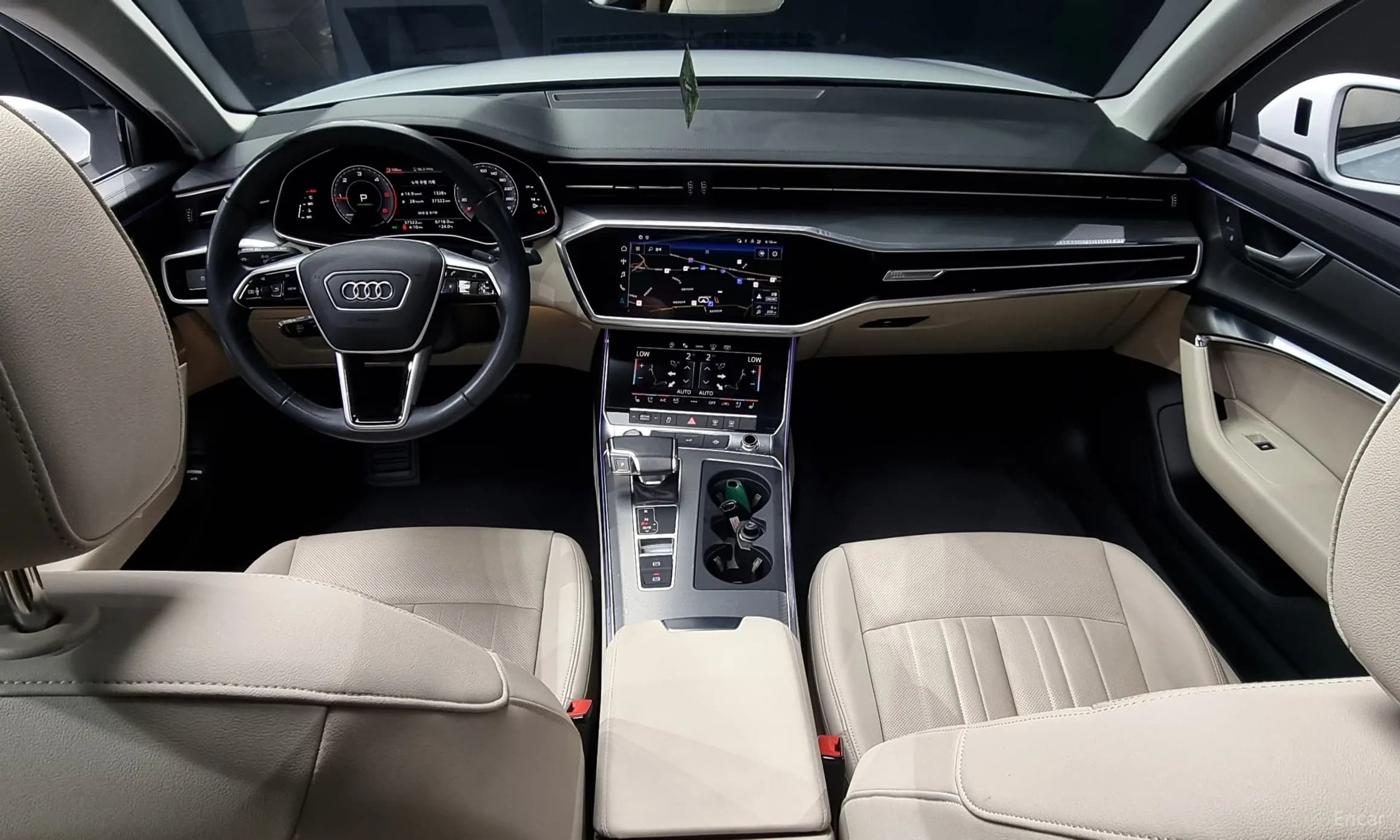 A6 (C8)