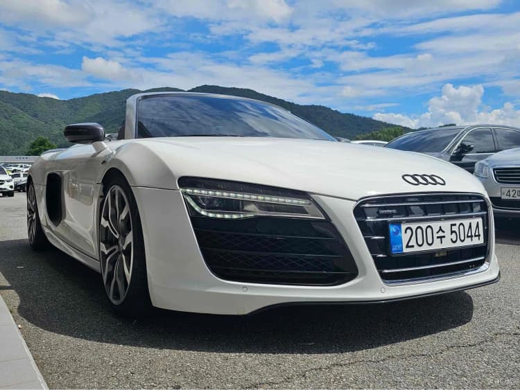 R8