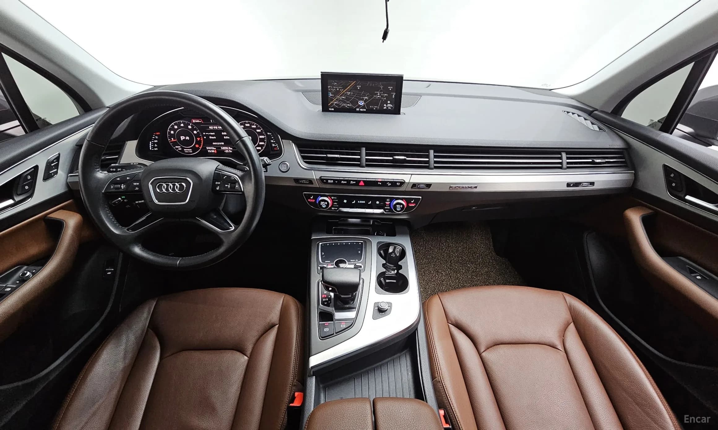Q7 (4M)