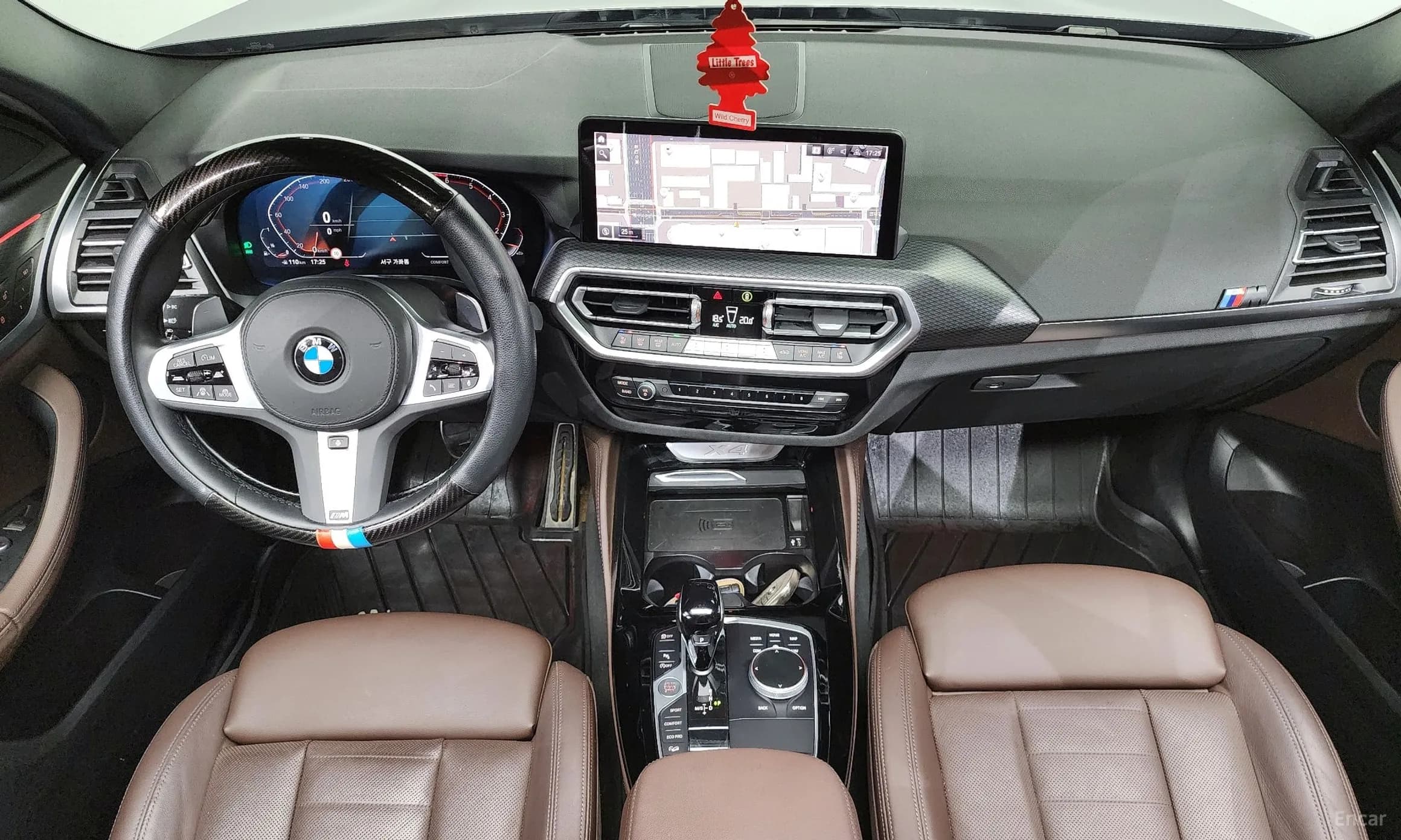 X4 (G02)
