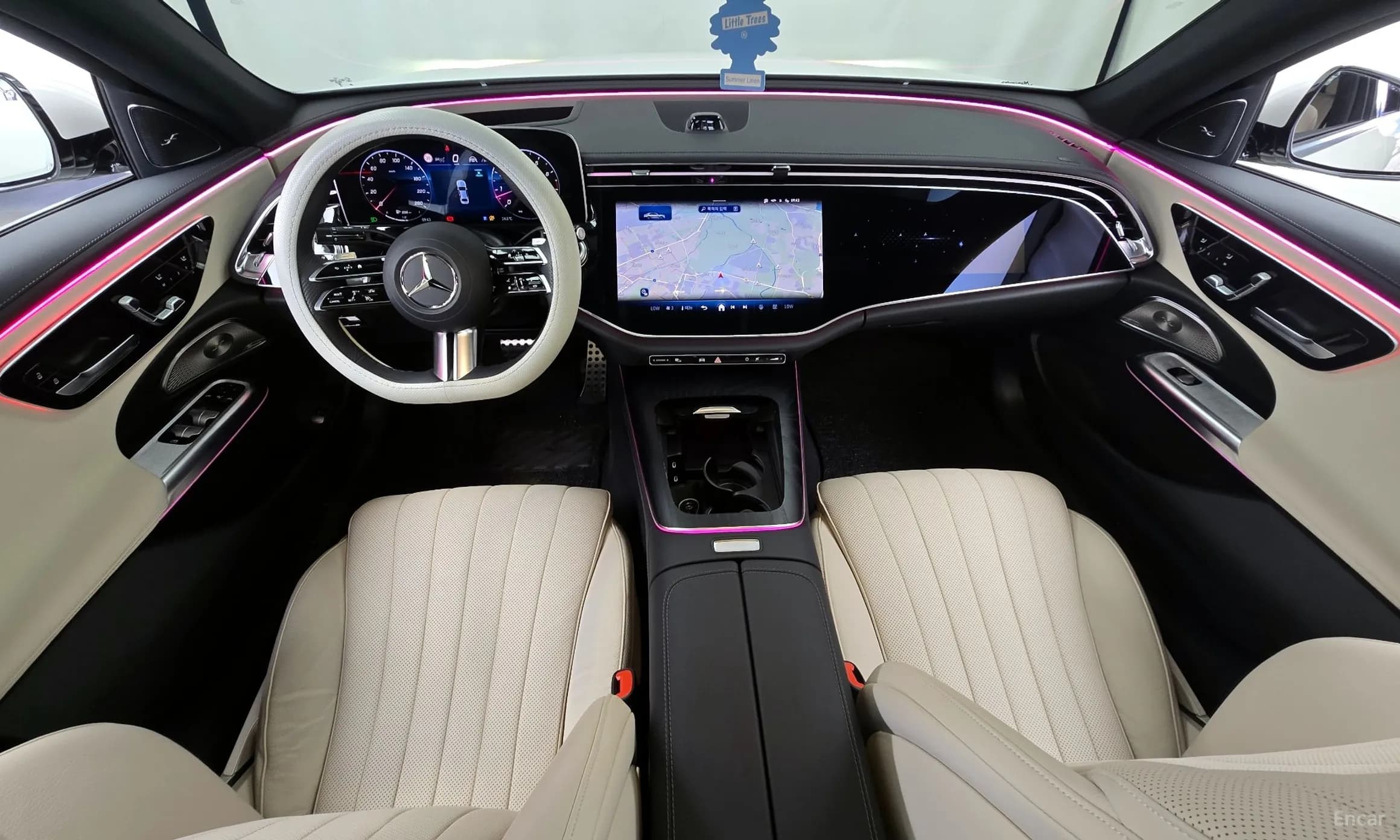 E-Class W214