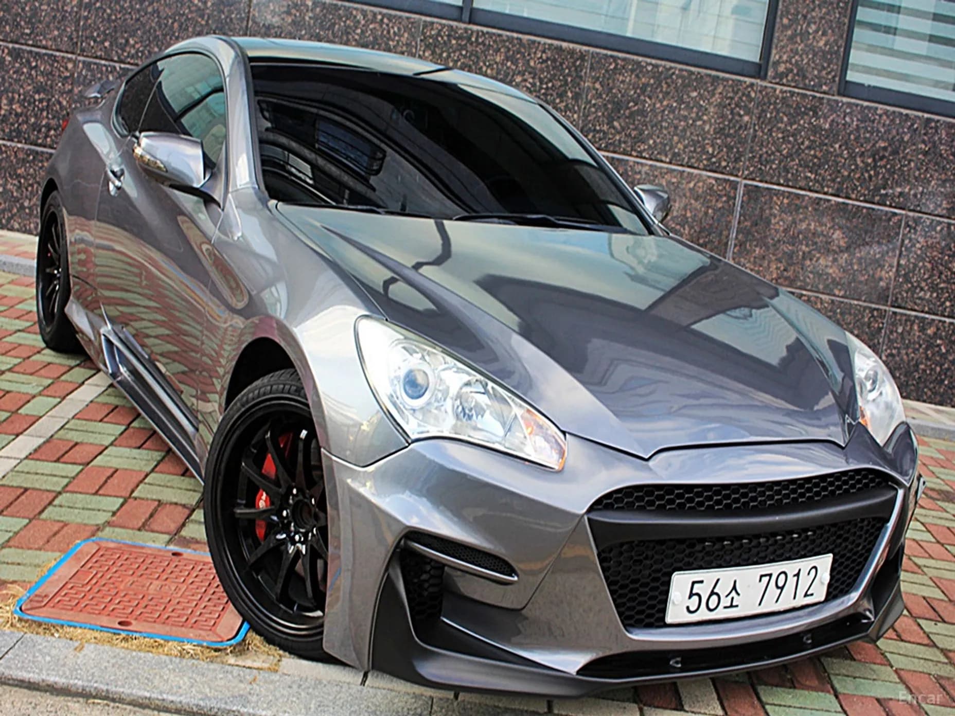 Genesis Coupe
